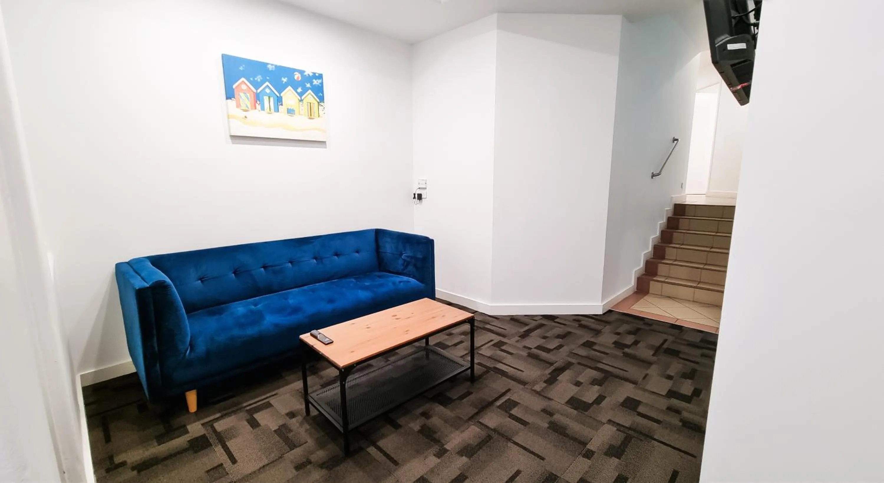 Living room in Tiki Hotel Apartments Surfers Paradise