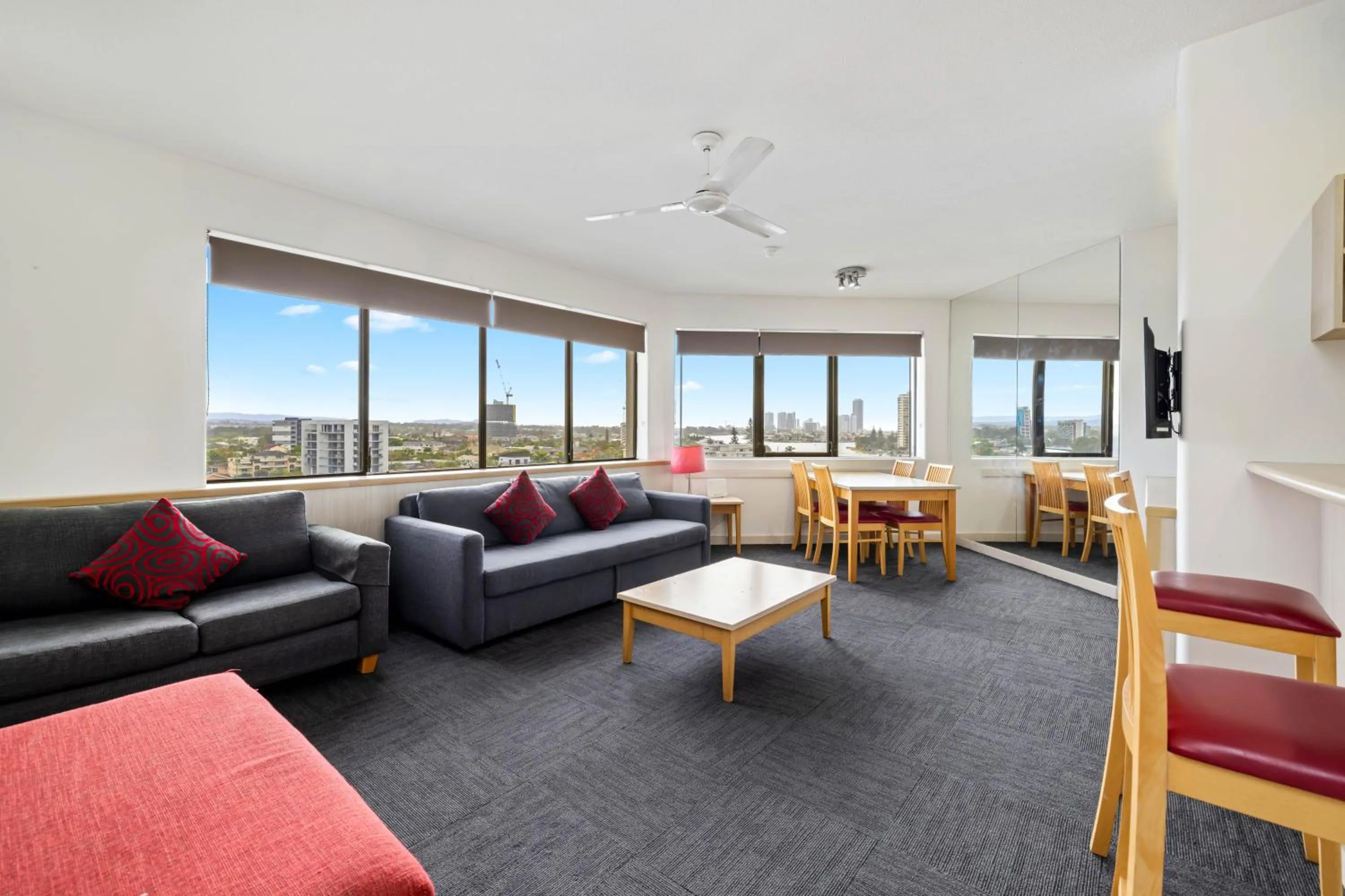 Living room in Tiki Hotel Apartments Surfers Paradise