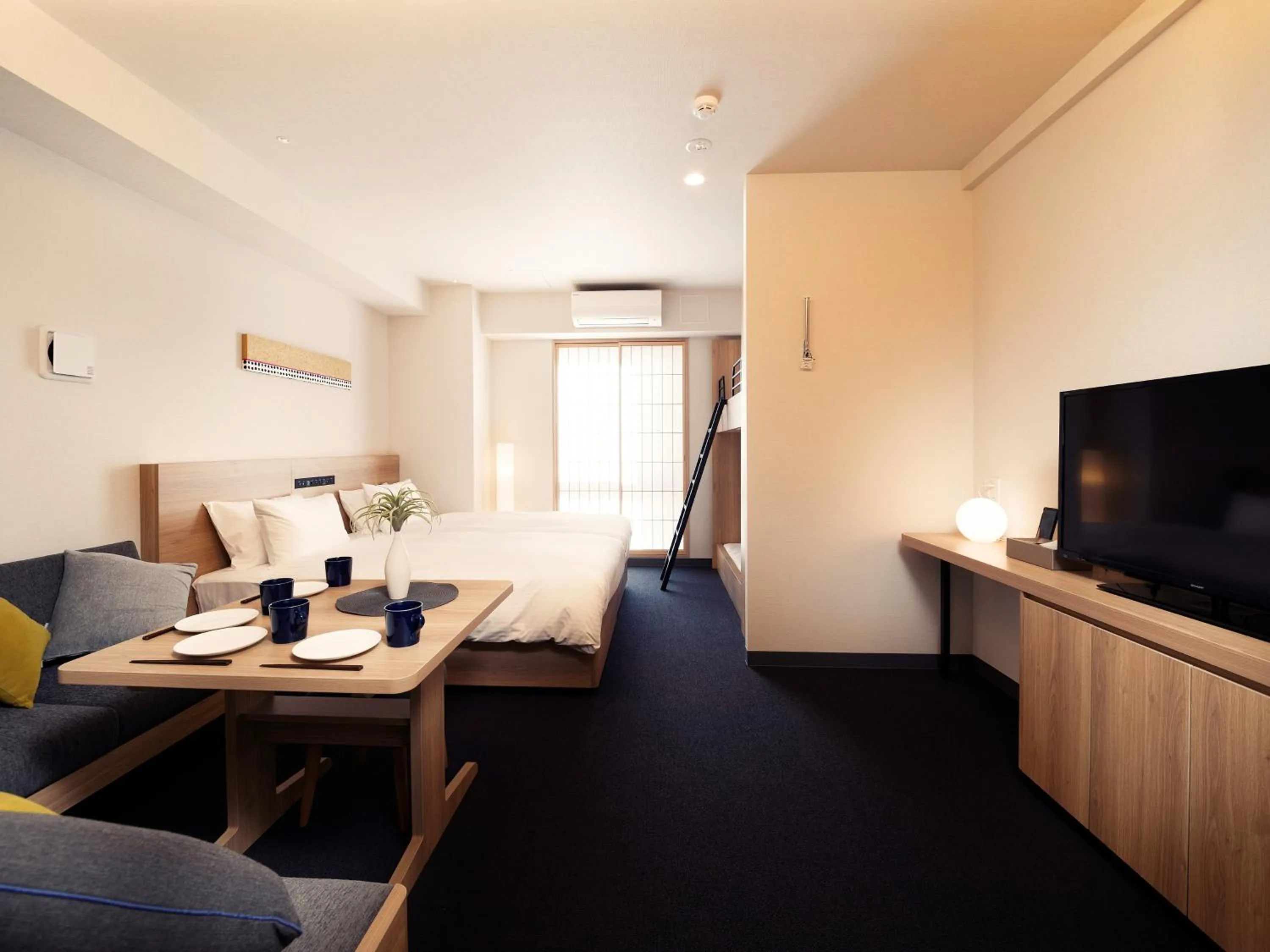 Photo of the whole room in MIMARU Tokyo Hatchobori