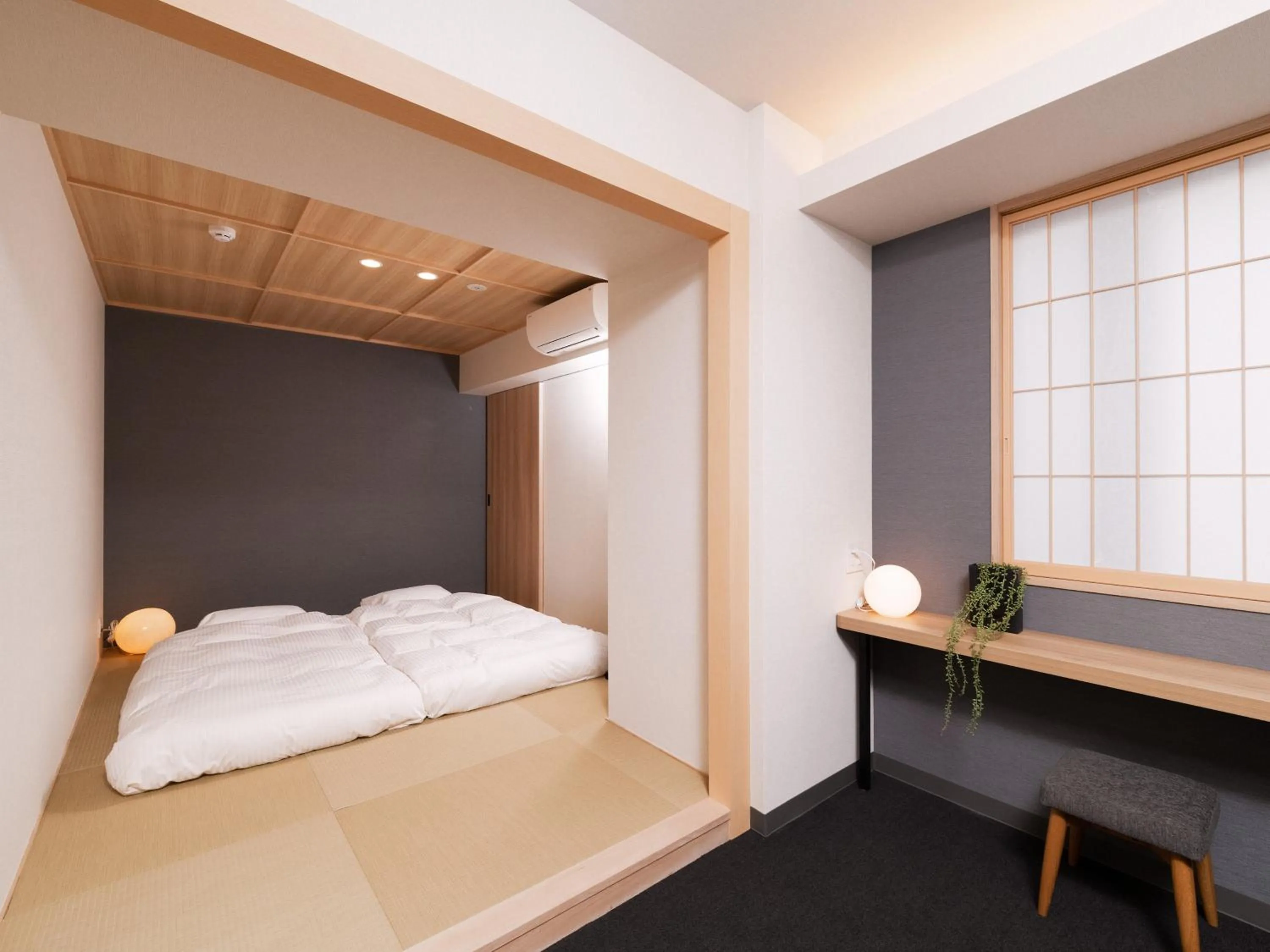 Photo of the whole room, Bed in MIMARU Tokyo Hatchobori