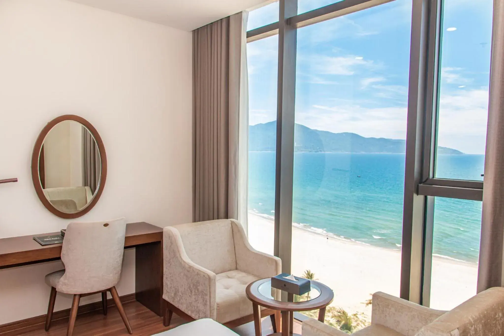 Bedroom in Rosamia Da Nang Hotel Bedroom in Rosamia Da Nang Hotel