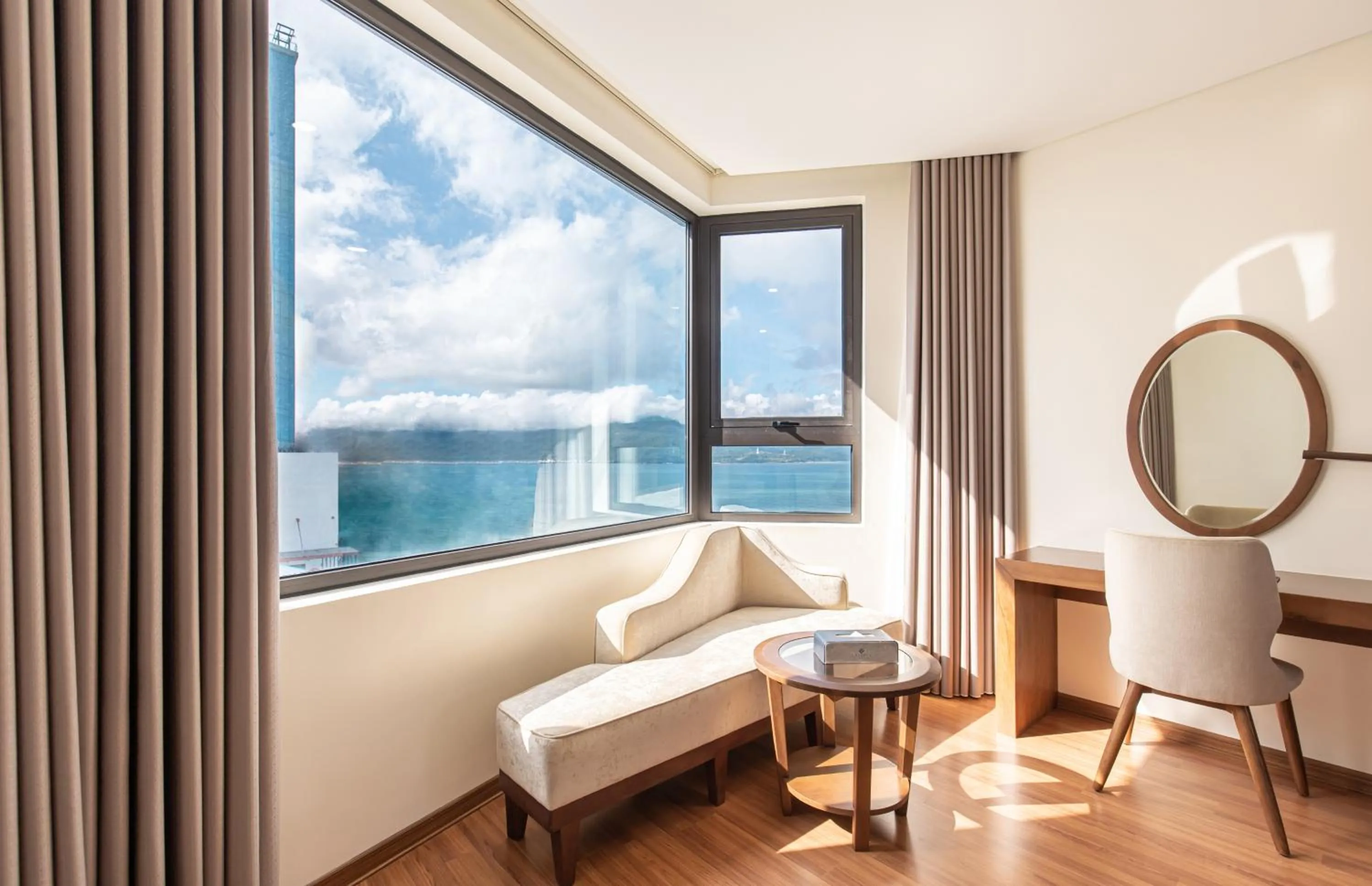 Bedroom in Rosamia Da Nang Hotel