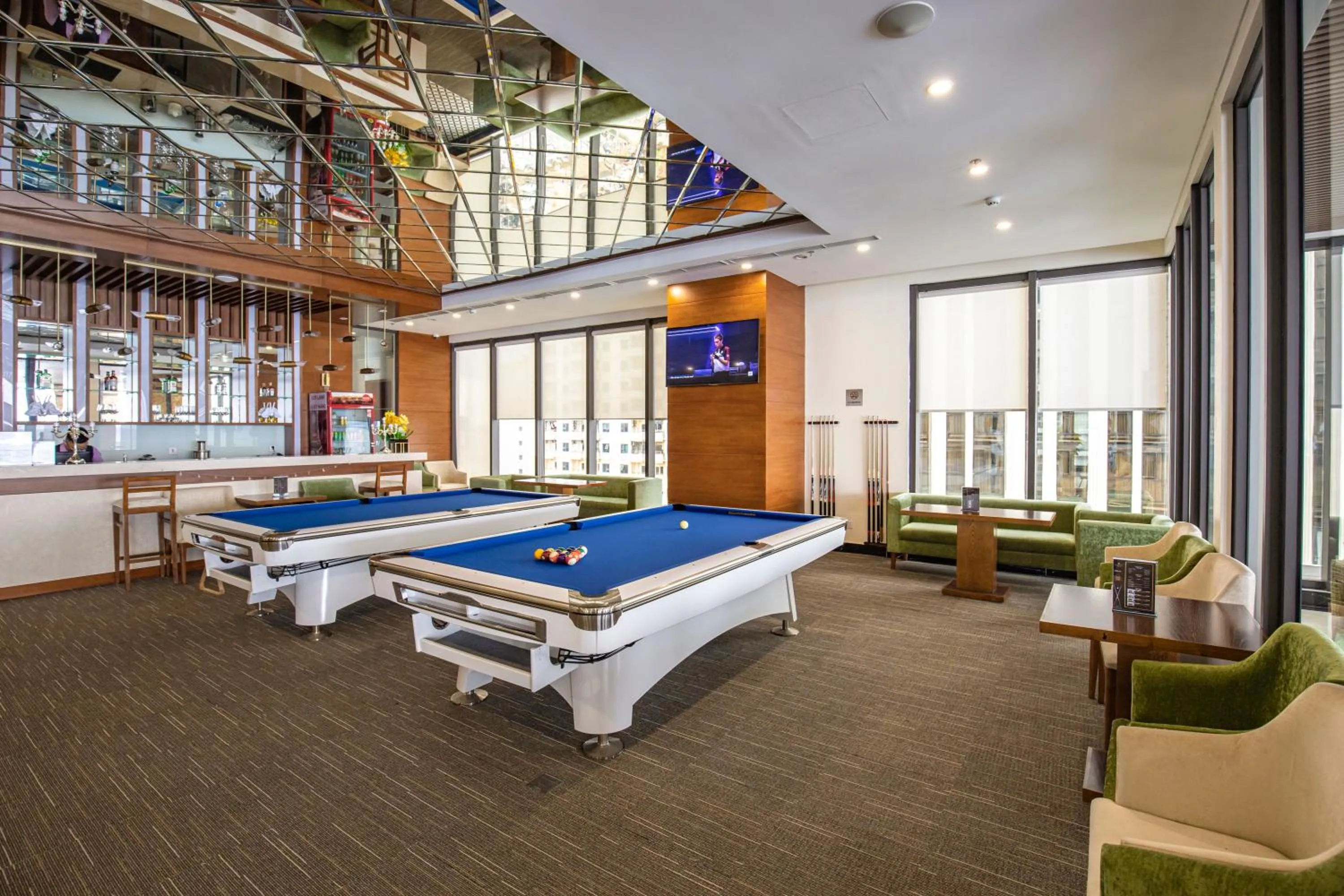 Billiard in Rosamia Da Nang Hotel