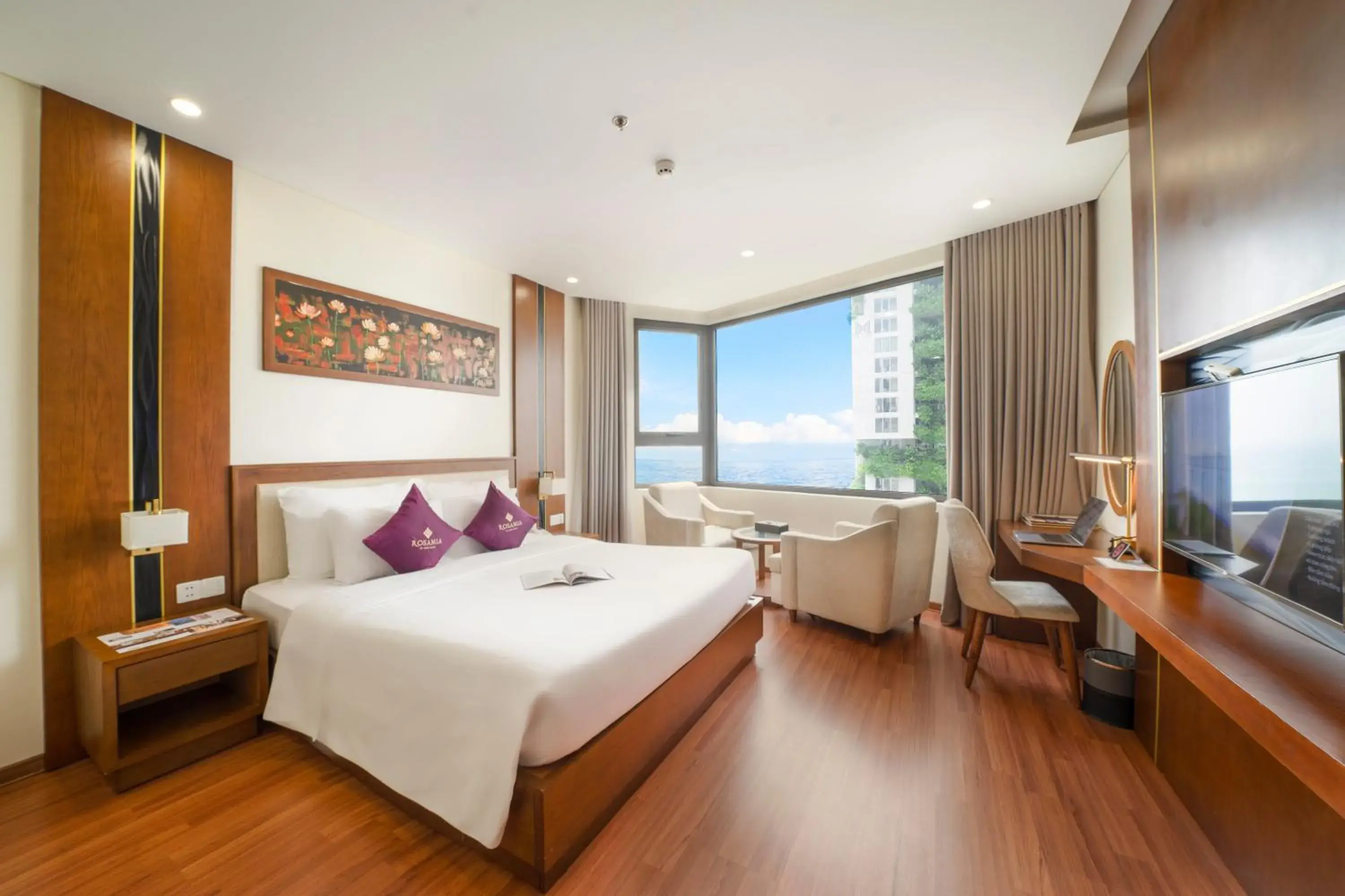 Deluxe Double Room, Partial Sea View with Afternoon Tea Per Stay in Rosamia Da Nang Hotel Deluxe Double Room, Partial Sea View with Afternoon Tea Per Stay in Rosamia Da Nang Hotel