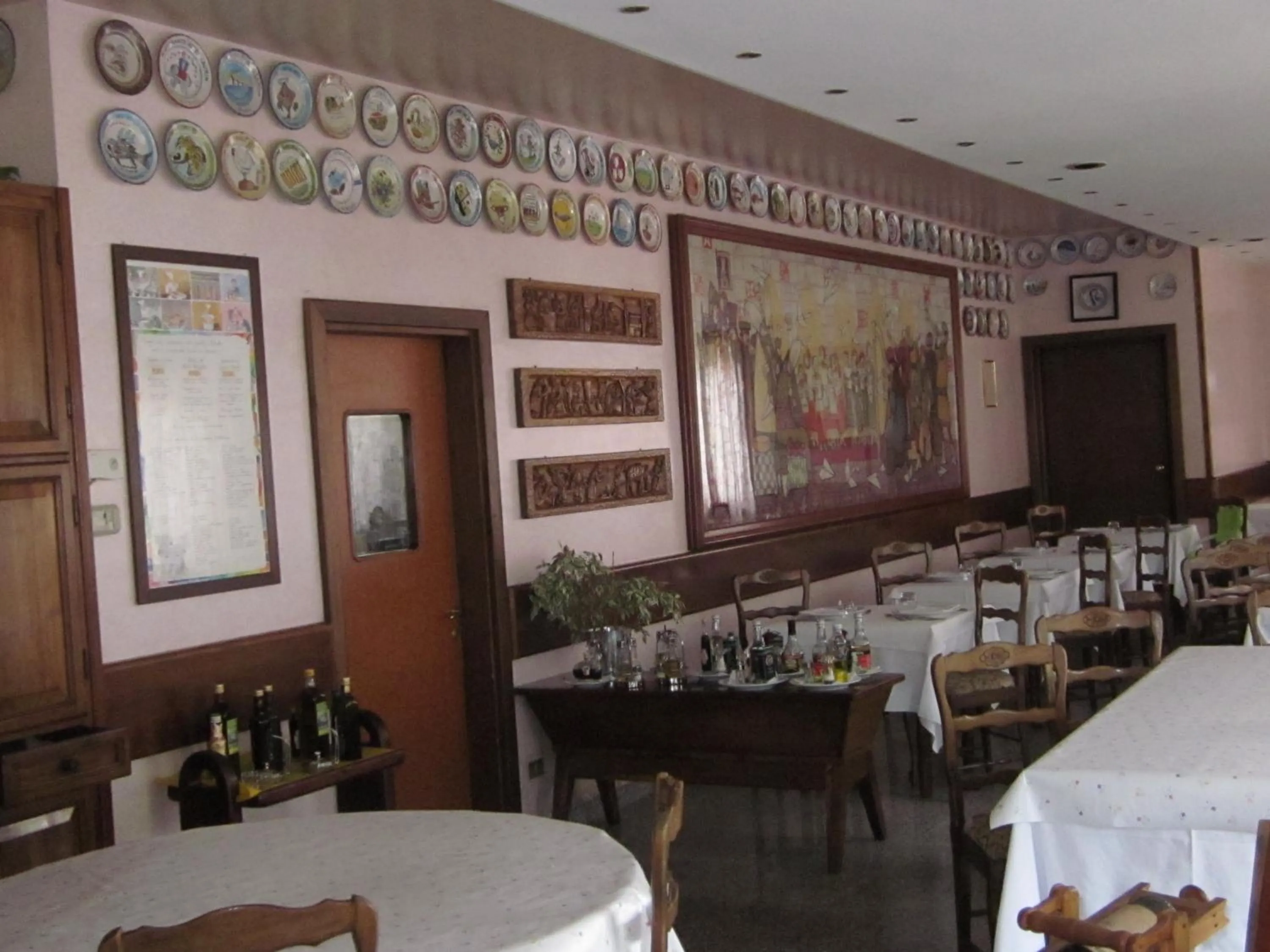 Restaurant/places to eat in Hotel Casale