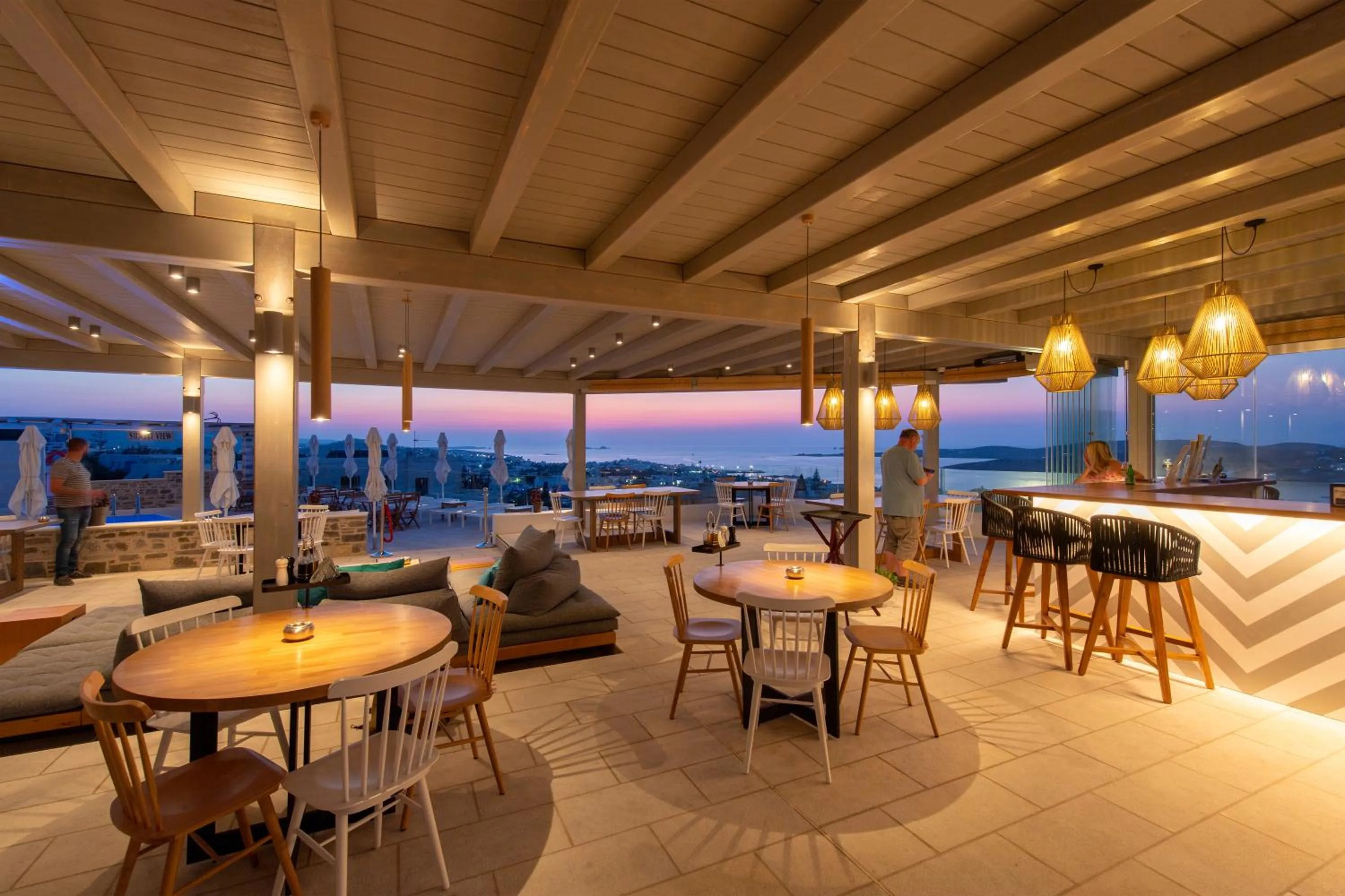 Restaurant/places to eat in Sunset View Hotel