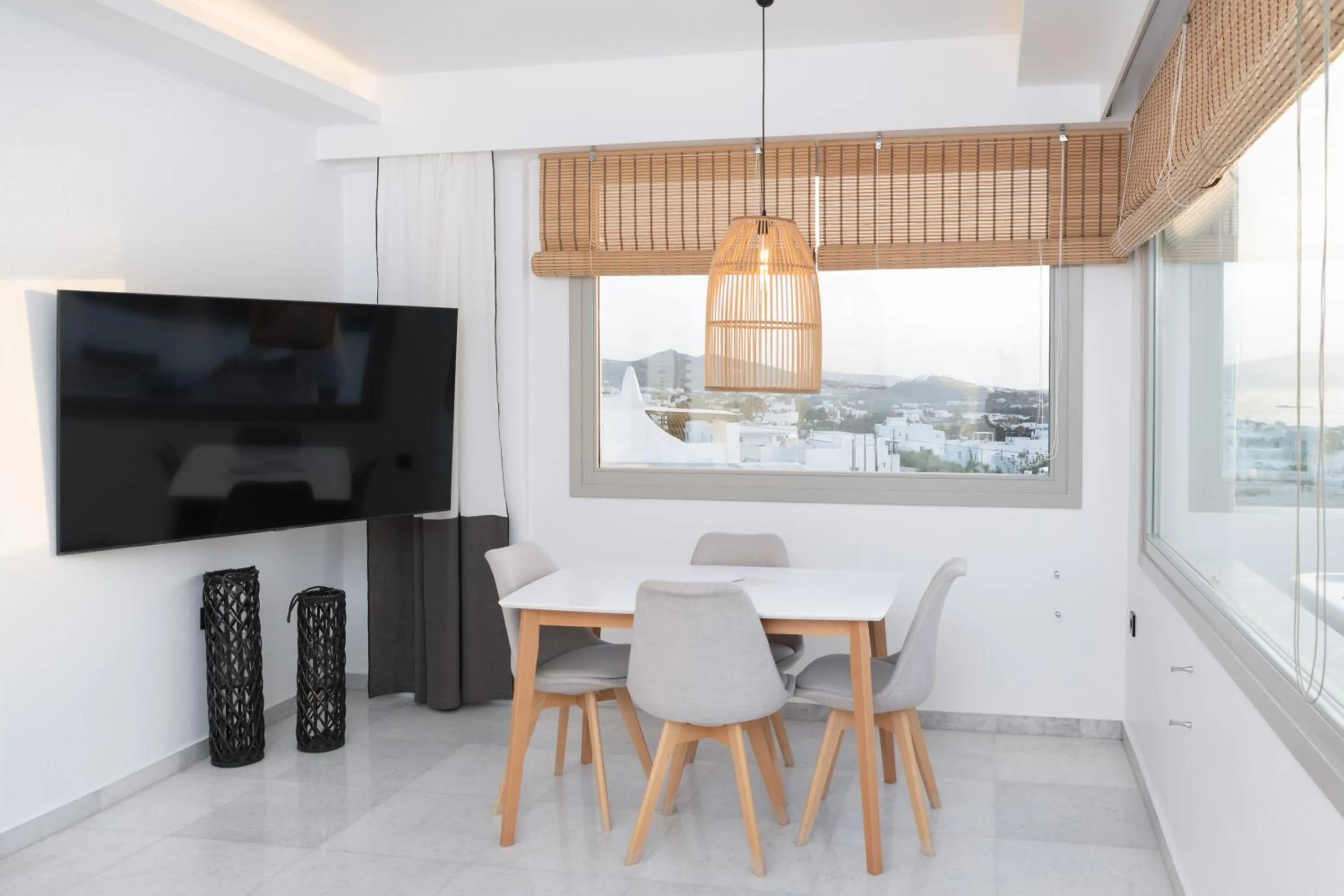 Living room in Sunset View Hotel