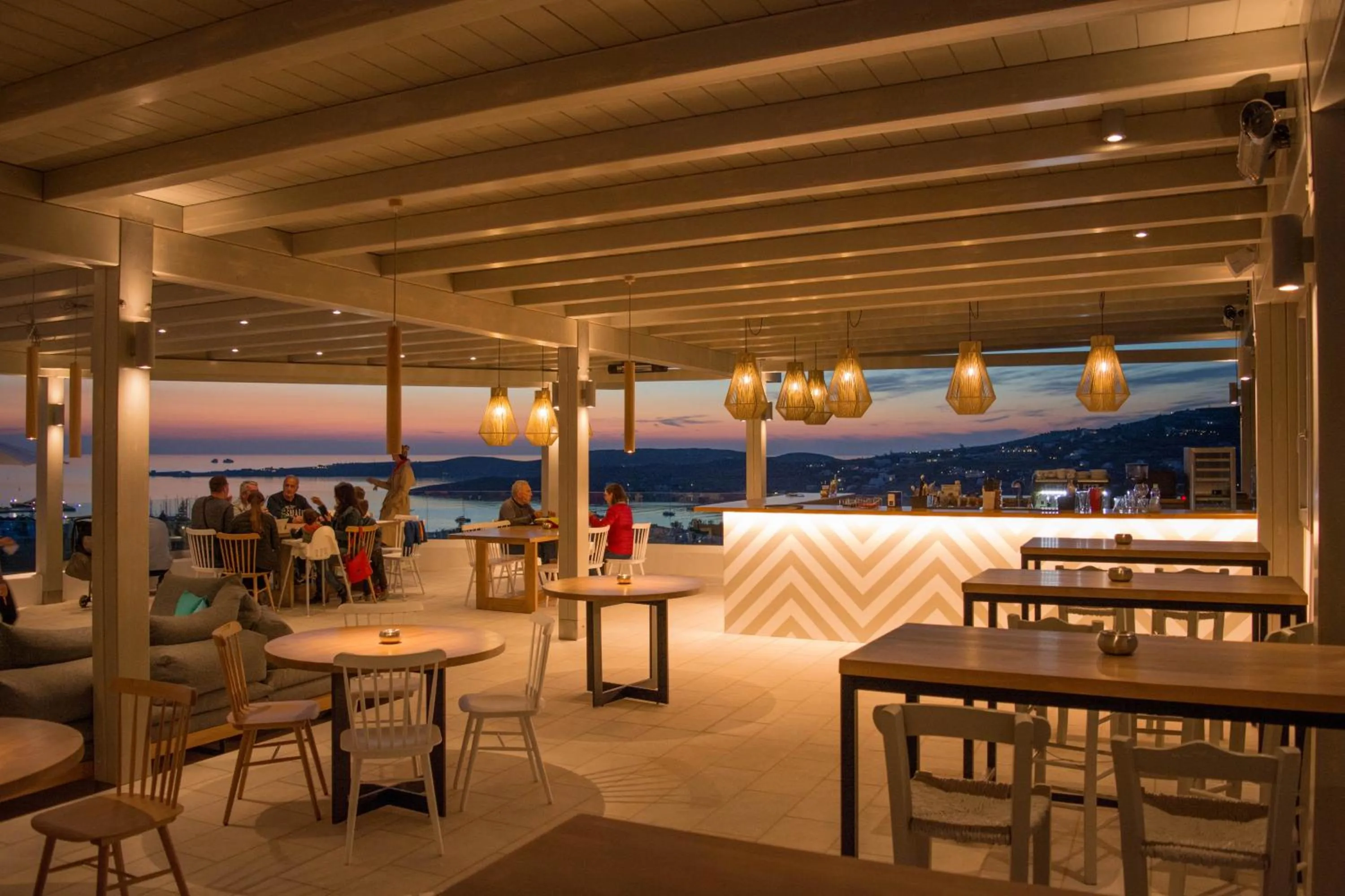 Restaurant/places to eat in Sunset View Hotel