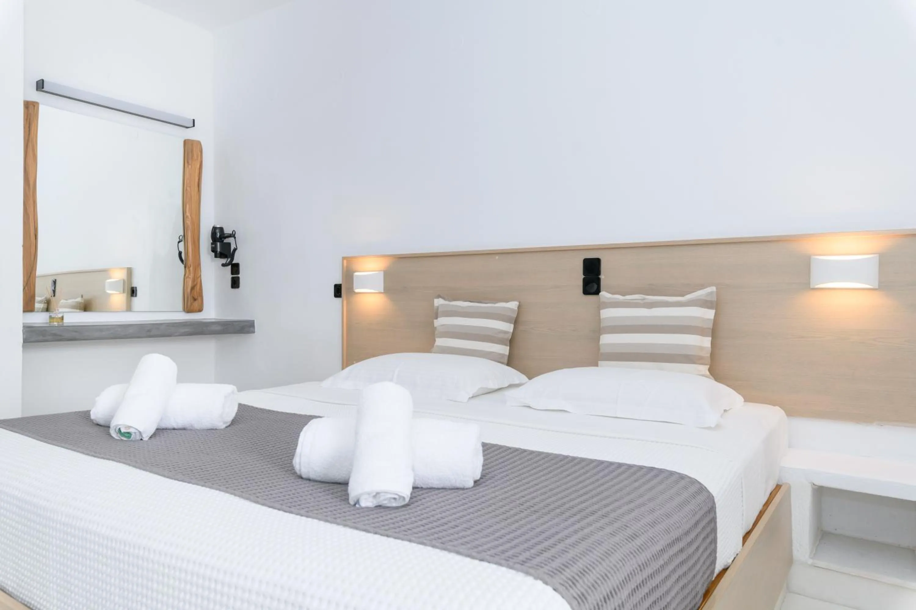 Bedroom in Sunset View Hotel