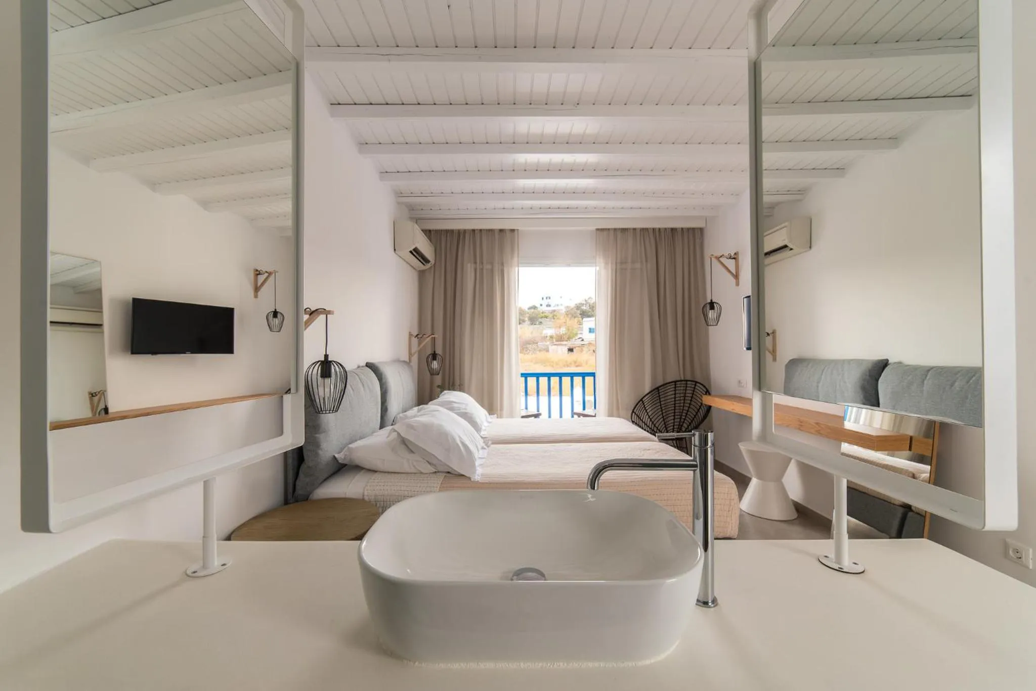 Bedroom in Vienoula's Garden Hotel