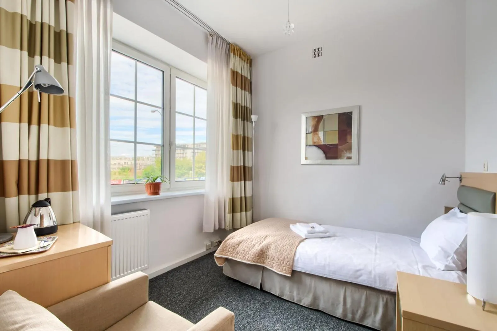 Photo of the whole room, Bed in 404 Rooms Wilanowska