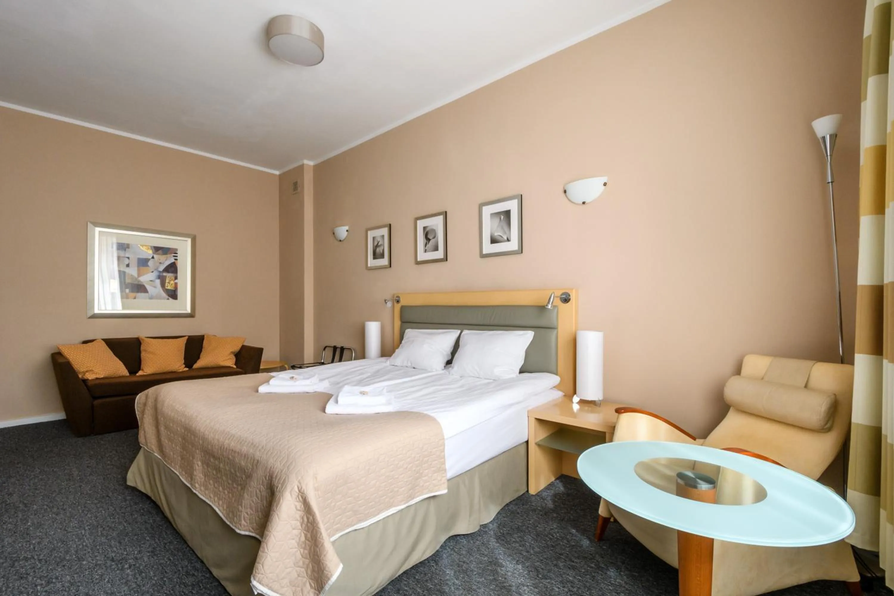 Photo of the whole room, Bed in 404 Rooms Wilanowska