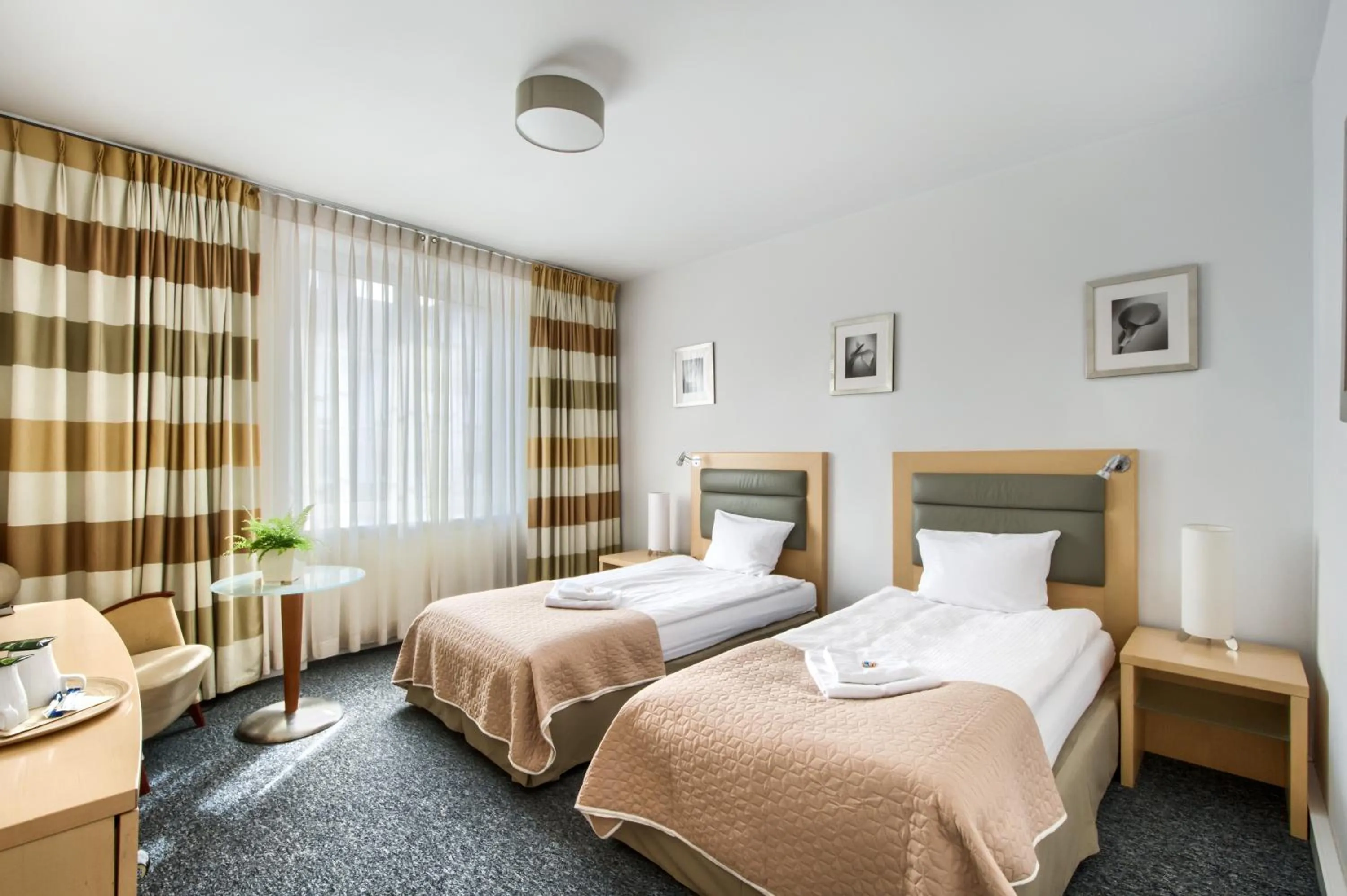 Bed in 404 Rooms Wilanowska