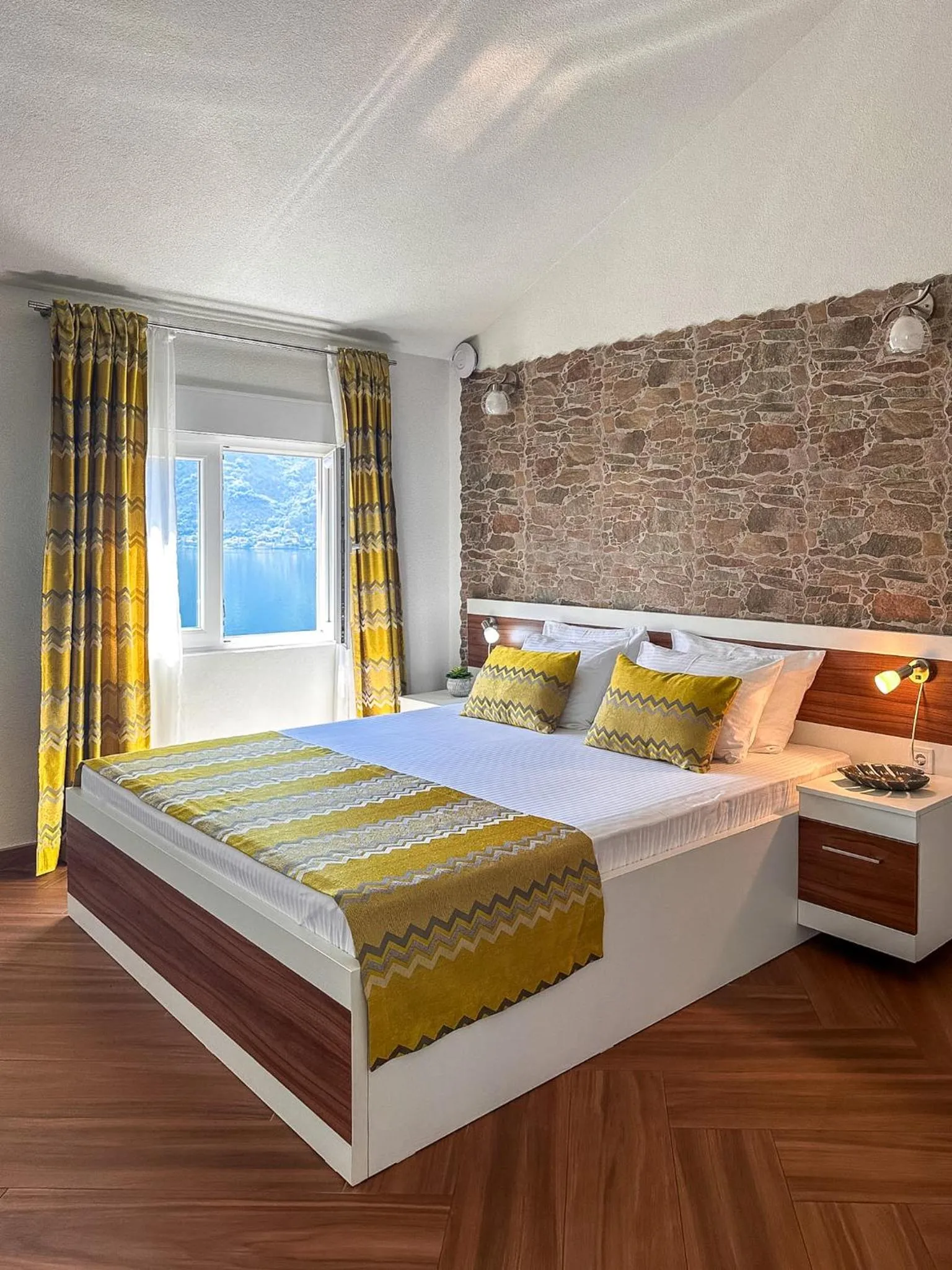 Bed in Apartments Stella del Mare