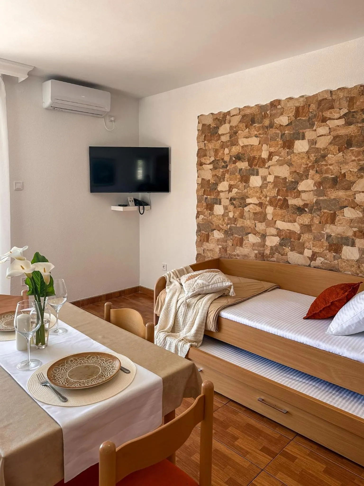 Bed in Apartments Stella del Mare