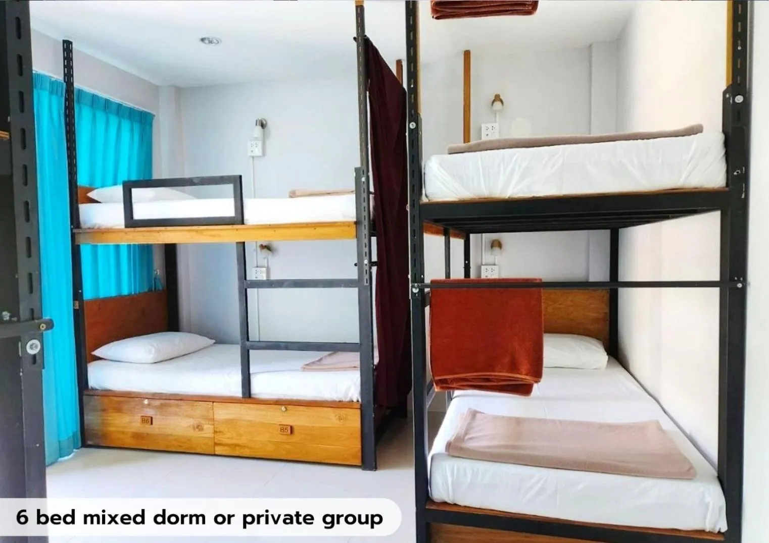 Theppahrak Hostel Khaolak