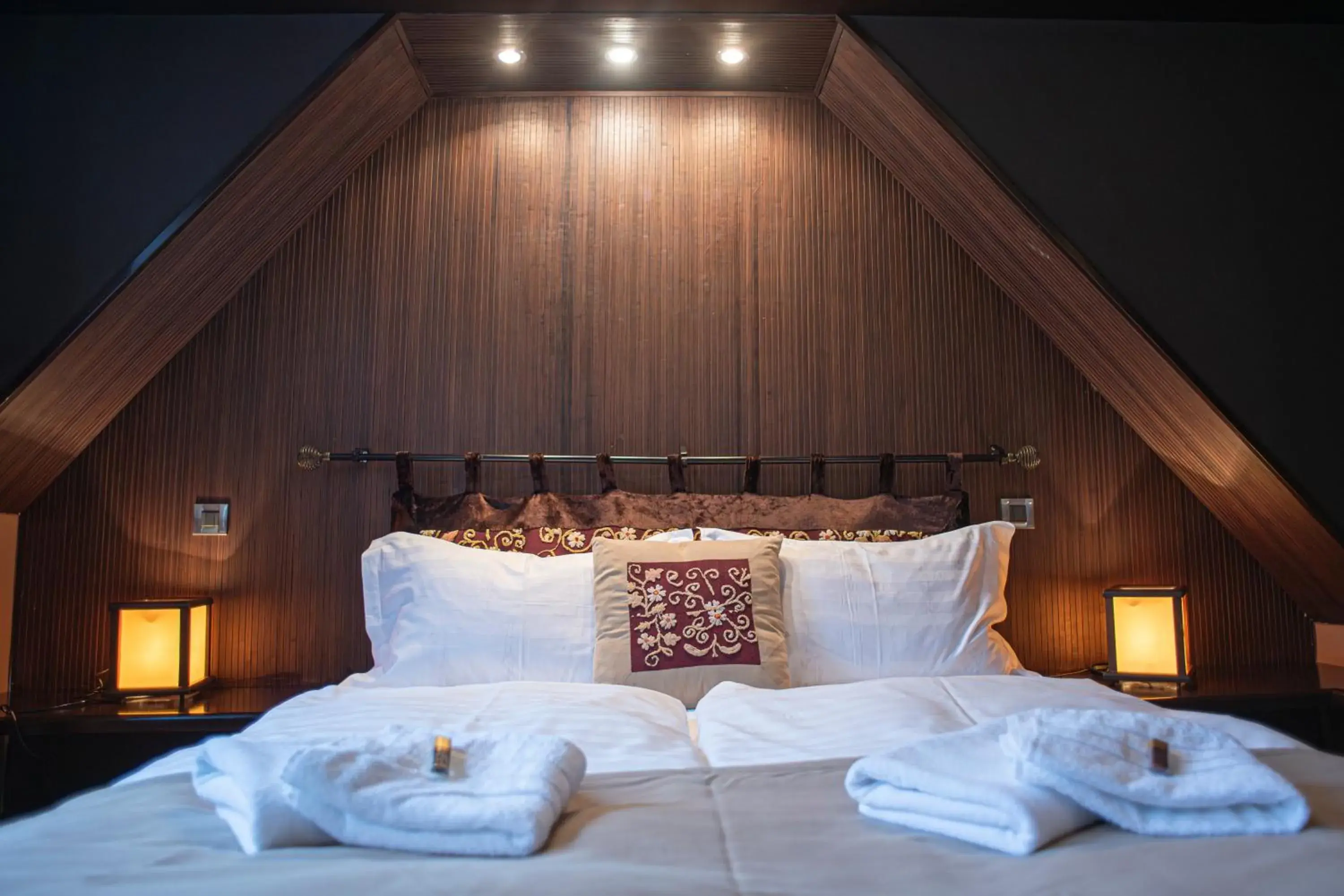 Double Room with Balcony in Vilele Lucia Double Room with Balcony in Vilele Lucia
