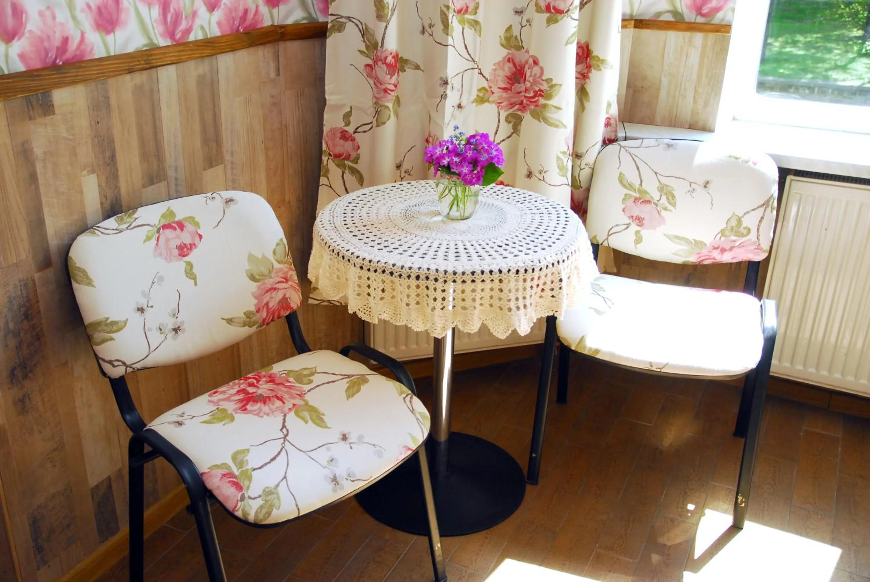 Decorative detail in Maison Blanche Kyiv city center