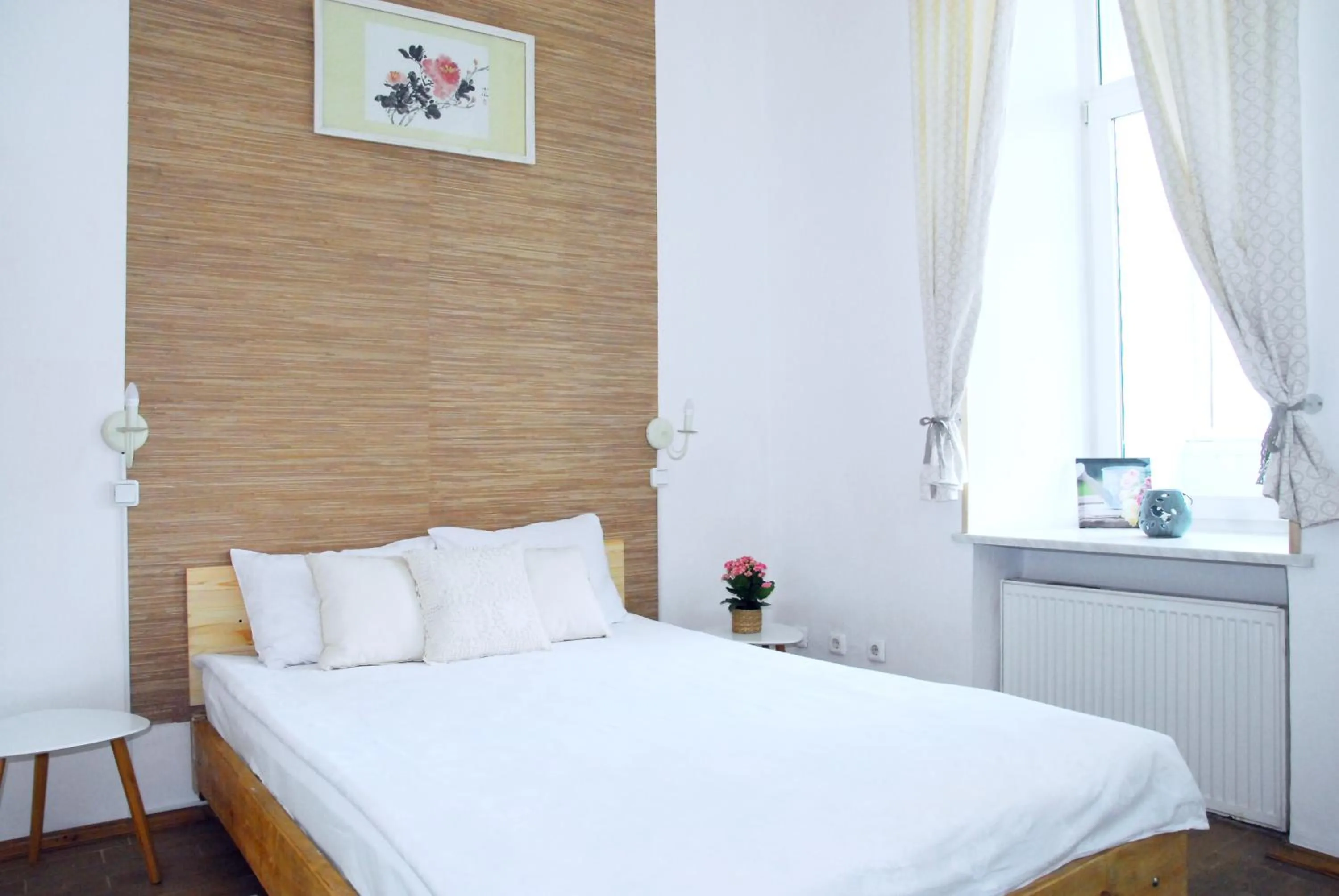 Photo of the whole room, Bed in Maison Blanche Kyiv city center