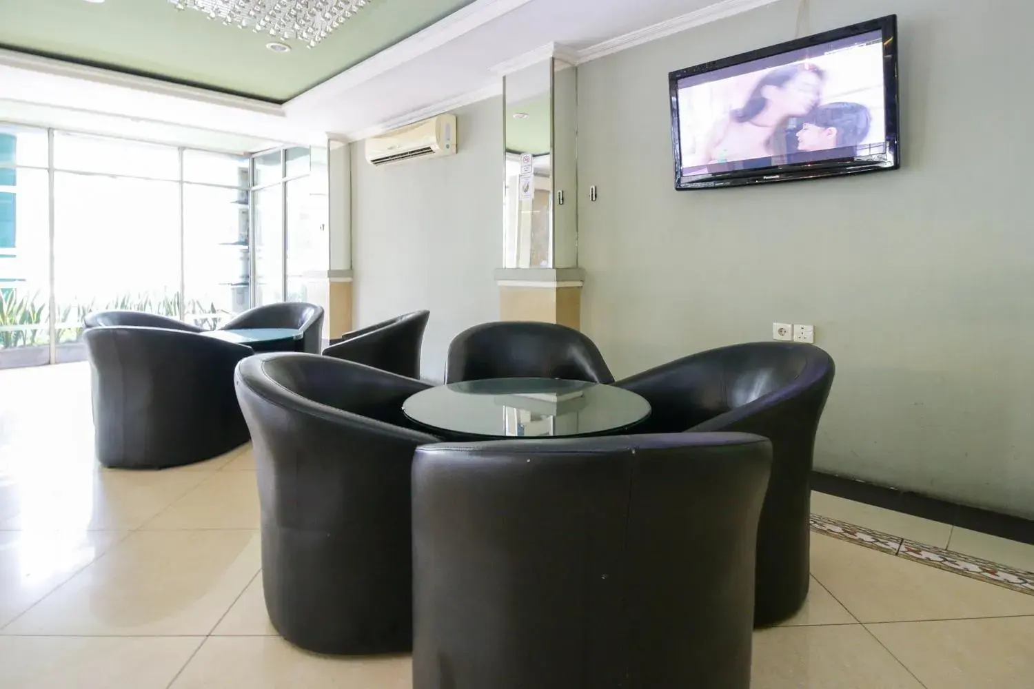 Lobby or reception in Mariani International Hotel Lobby or reception in Mariani International Hotel