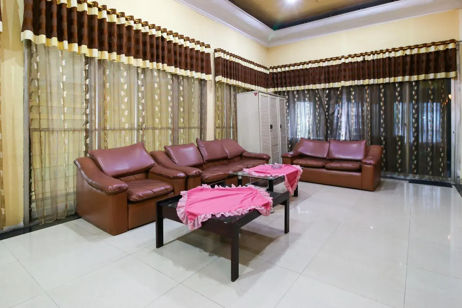 Lobby or reception in Mariani International Hotel Lobby or reception in Mariani International Hotel