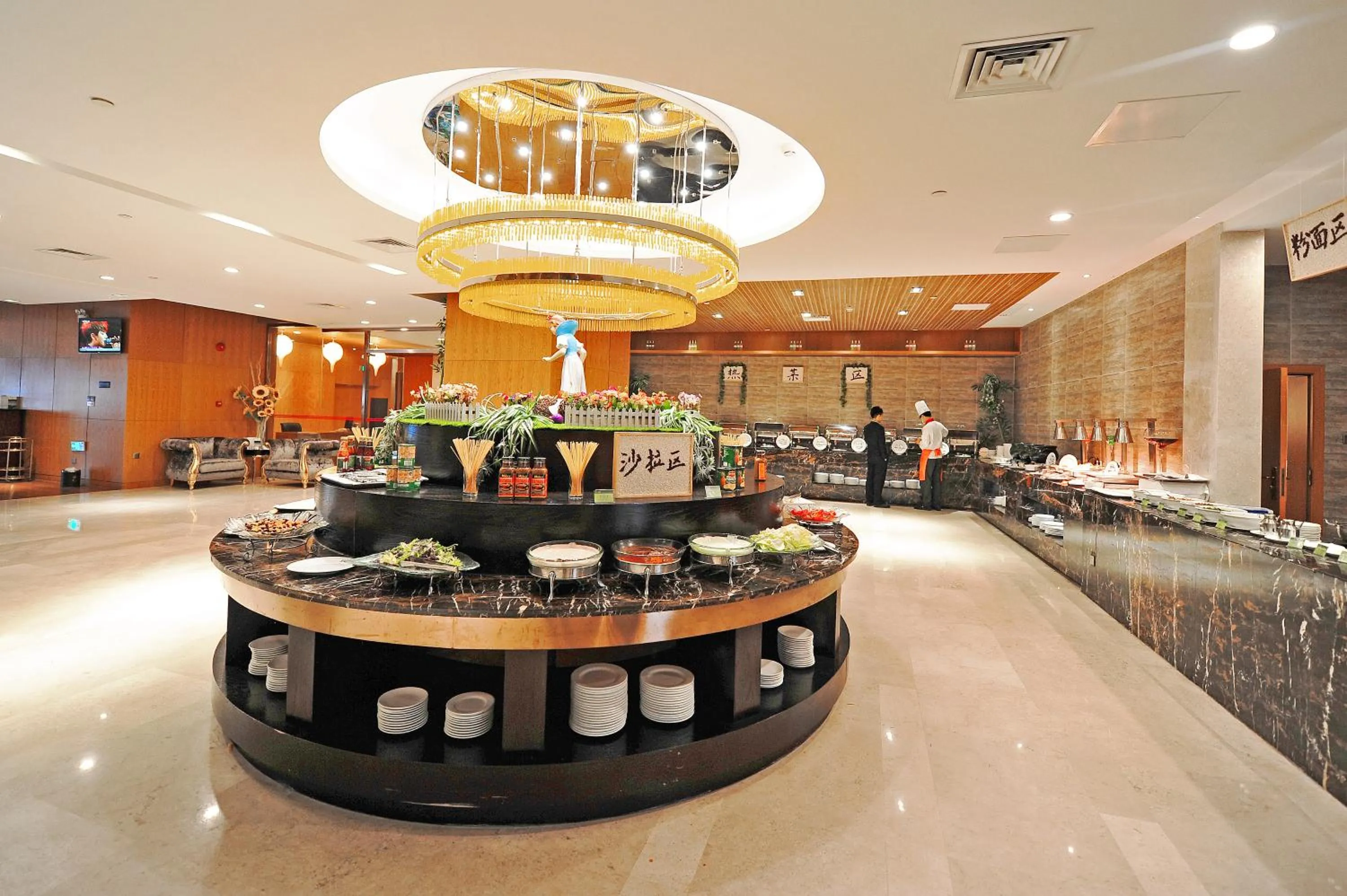 Restaurant/places to eat in Zhangjiajie Huatian Hotel