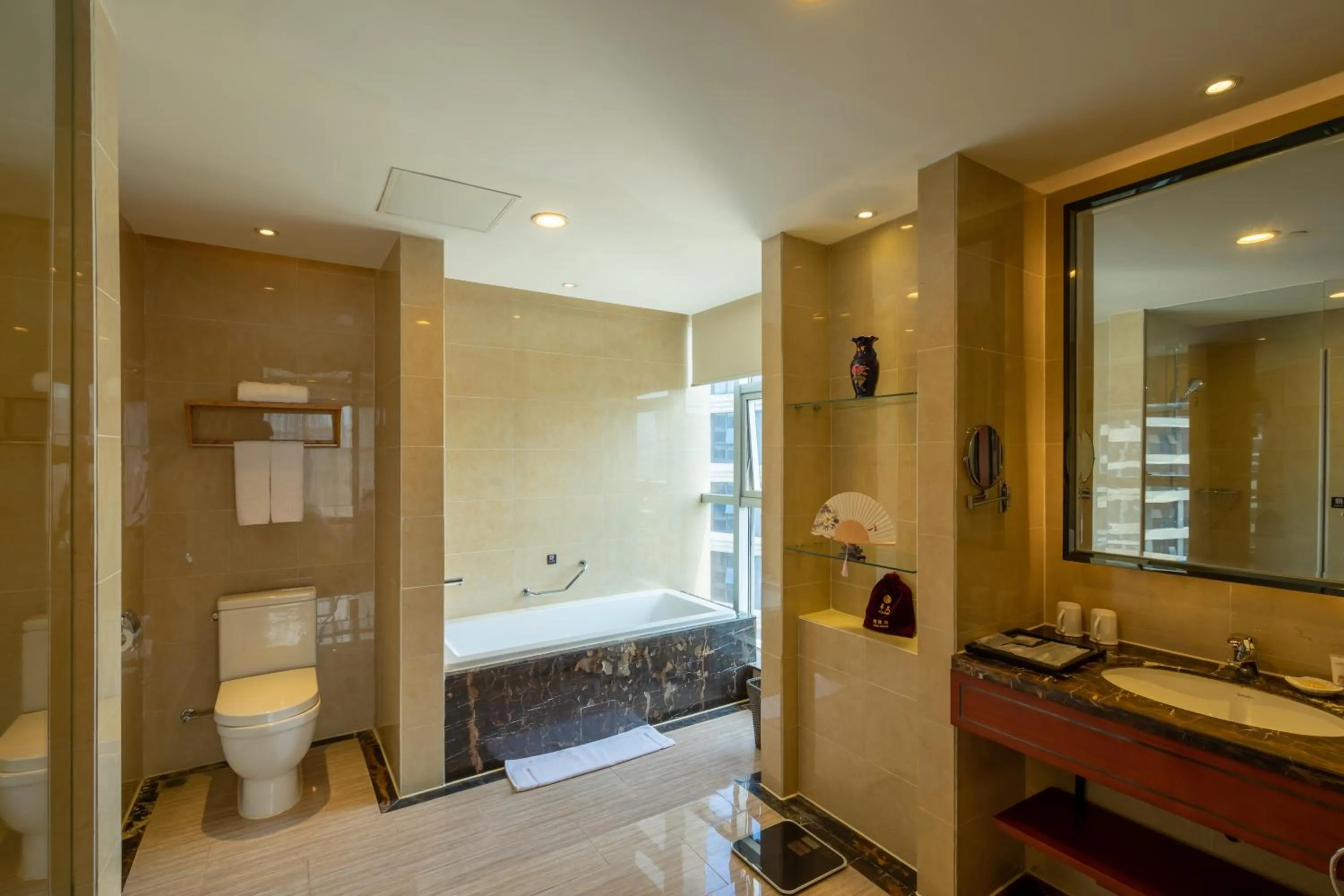 Bathroom in Zhangjiajie Huatian Hotel