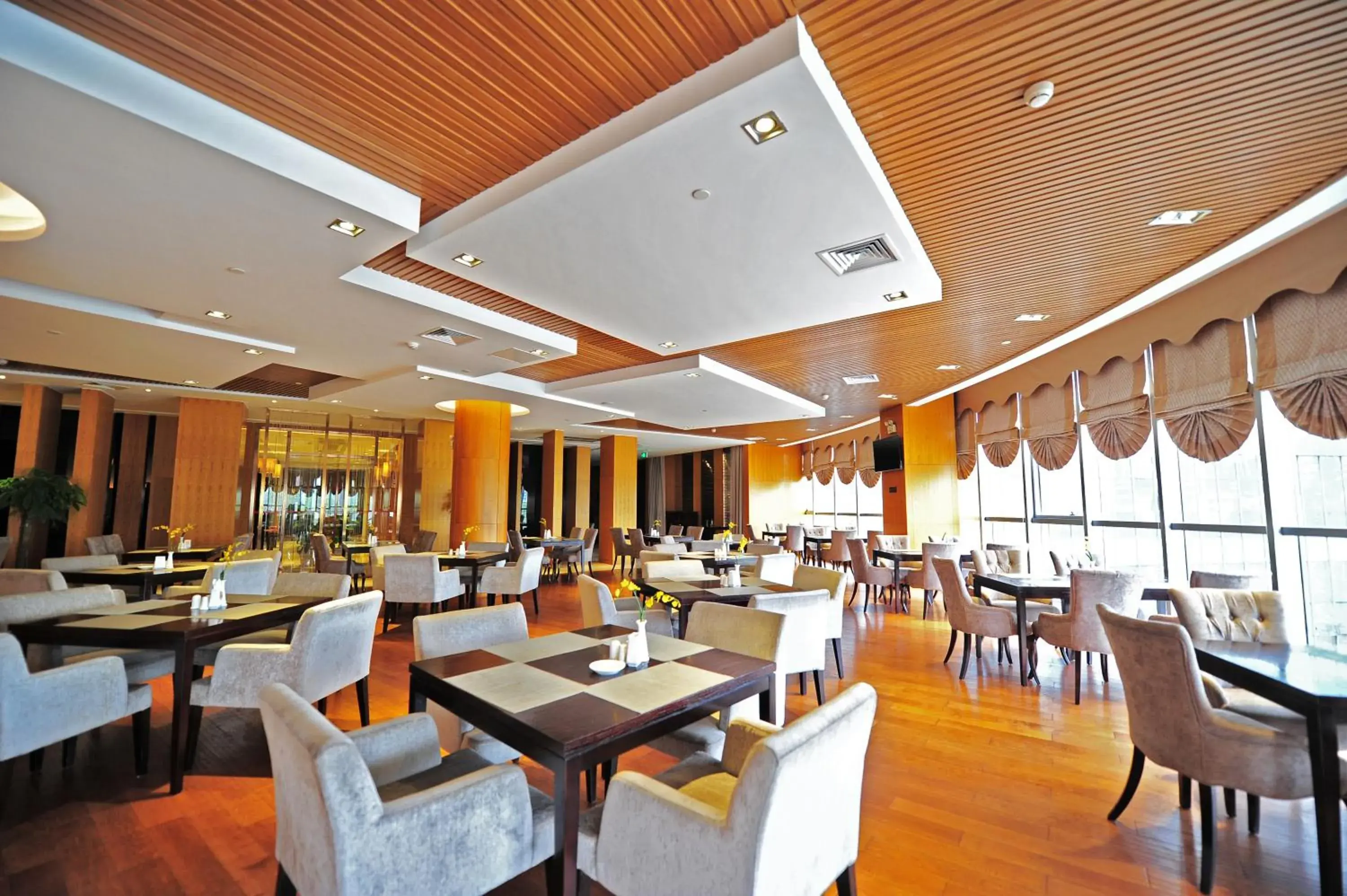 Restaurant/places to eat in Zhangjiajie Huatian Hotel Restaurant/places to eat in Zhangjiajie Huatian Hotel