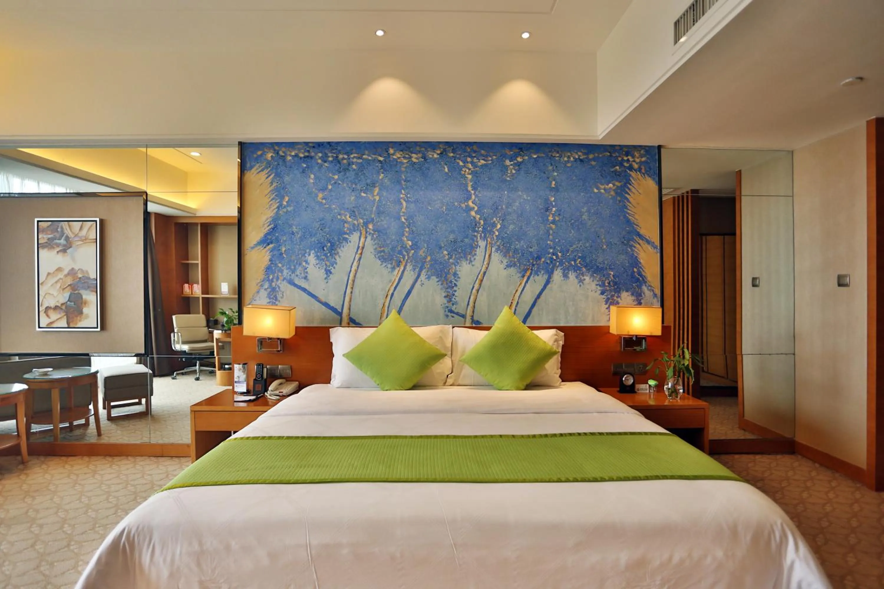 Decorative detail, Bed in Zhangjiajie Huatian Hotel