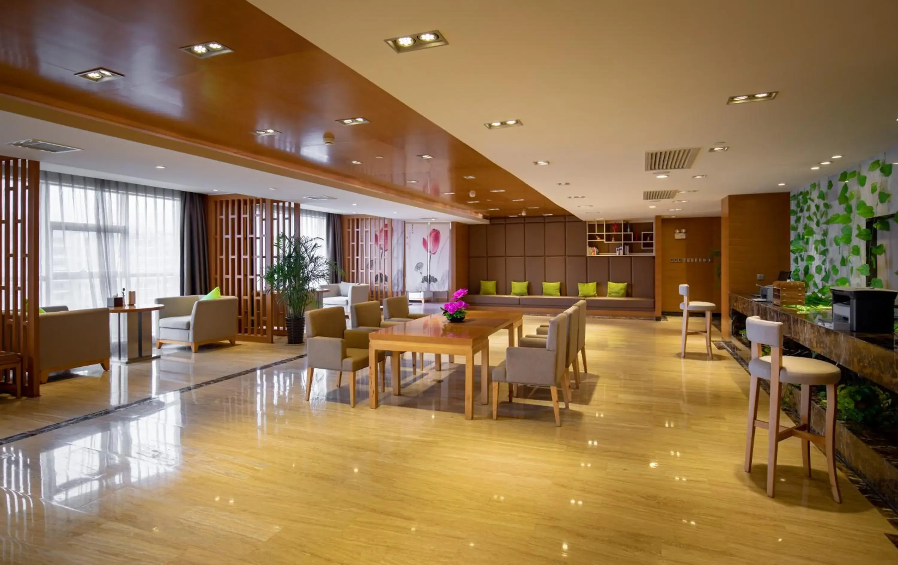 Lounge or bar in Zhangjiajie Huatian Hotel Lounge or bar in Zhangjiajie Huatian Hotel