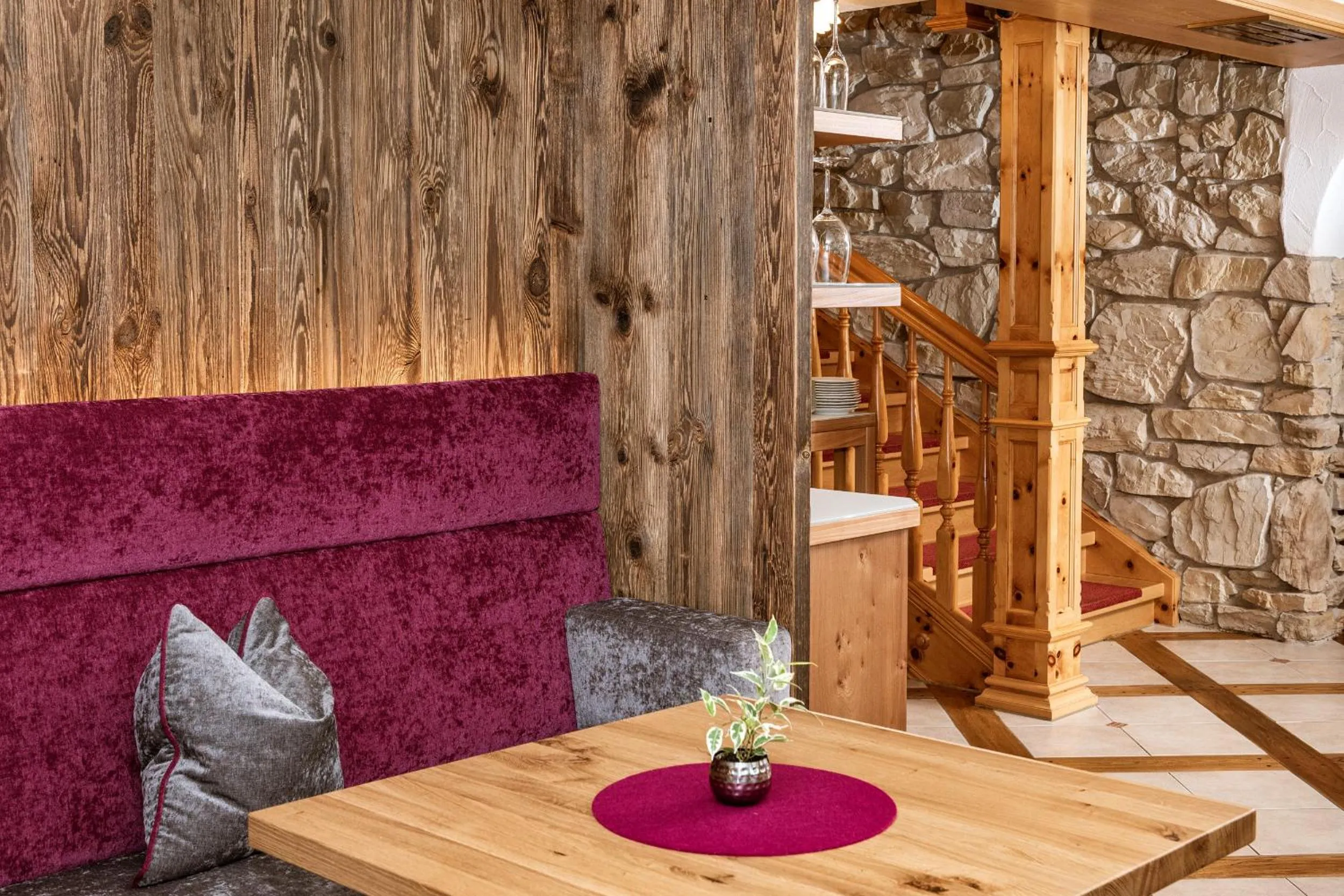 Restaurant/places to eat in Hotel Leitner