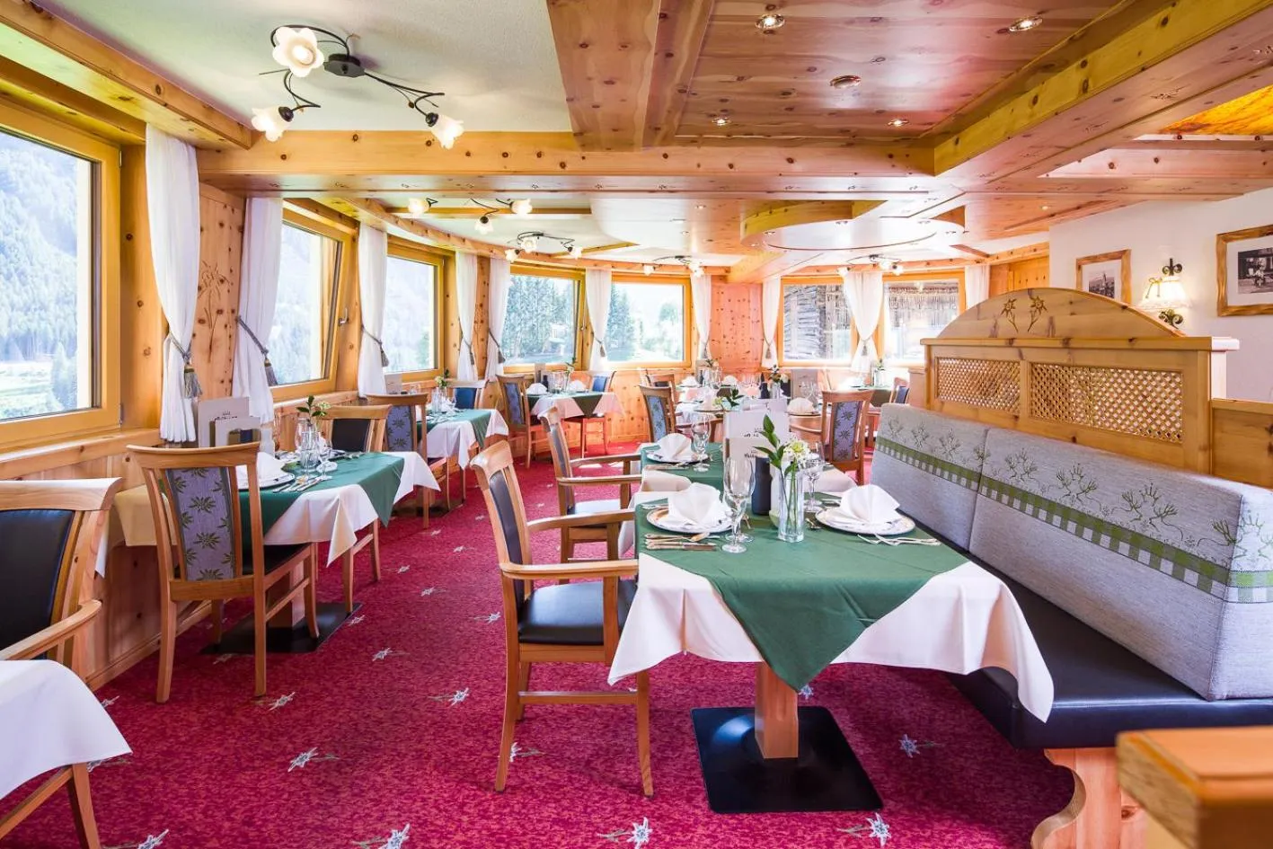 Restaurant/places to eat in Hotel Leitner