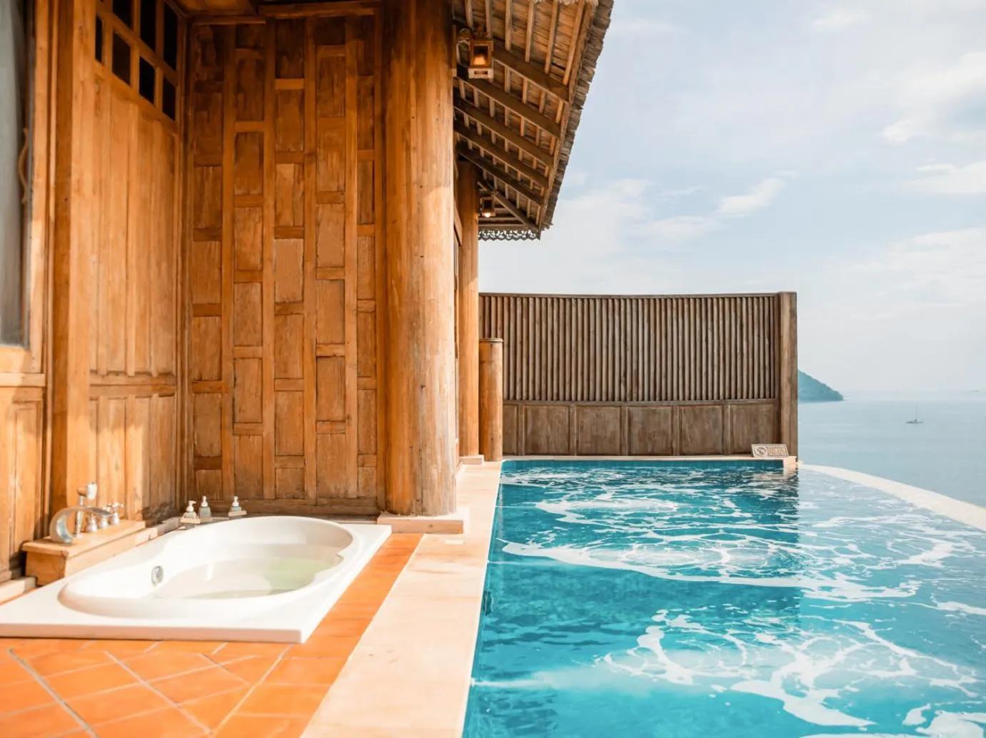 Bath in Santhiya Koh Yao Yai Resort & Spa - Compulsory Join Santhiya Speedboat from-to Ao Po Grand Marina at Phuket