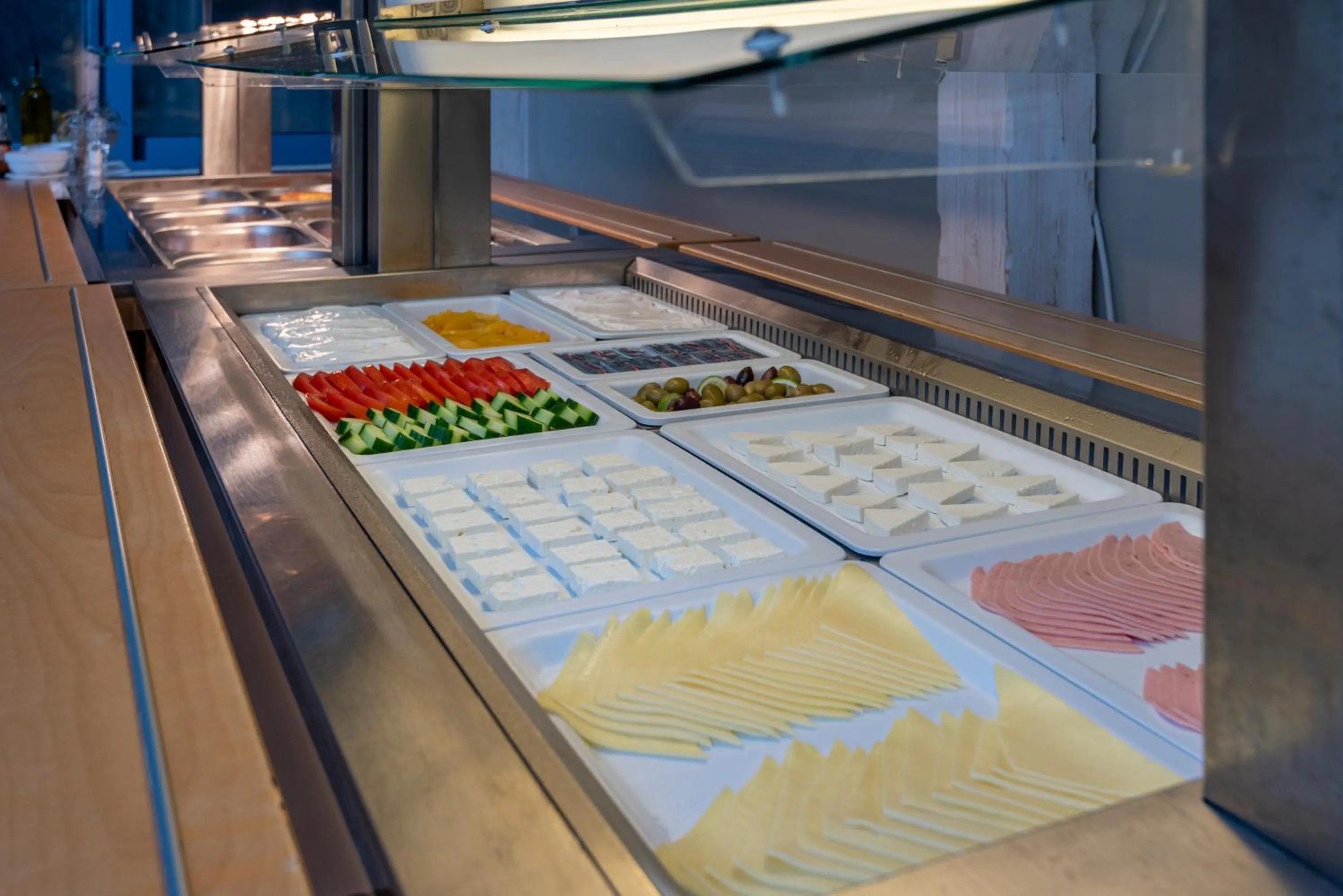 Buffet breakfast in Kordistos Hotel