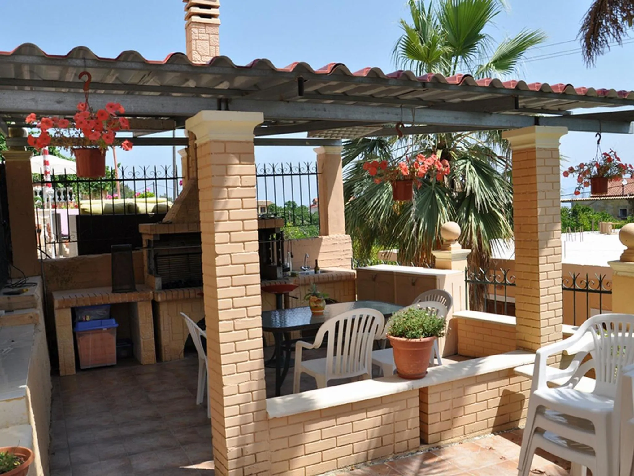 BBQ facilities in Corfu Sunflower Apartments