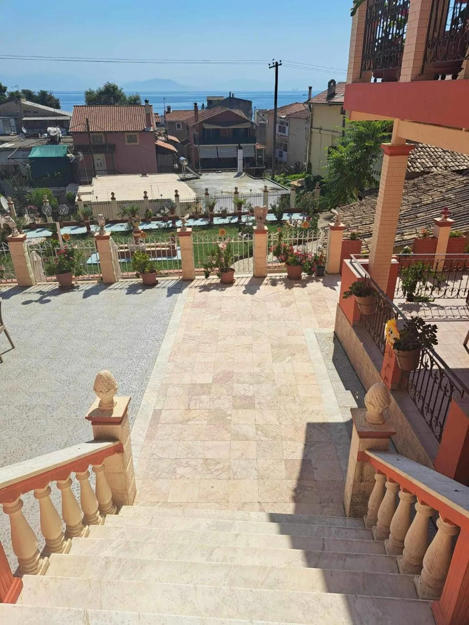 Garden in Corfu Sunflower Apartments