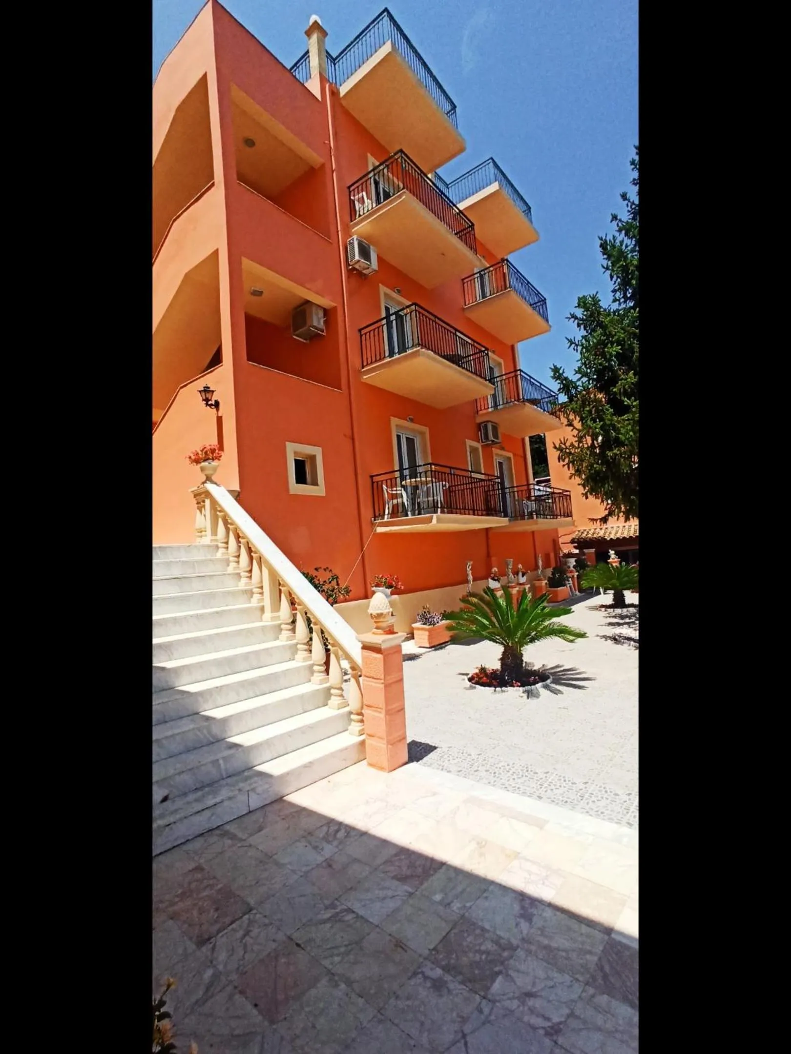 Property building in Corfu Sunflower Apartments