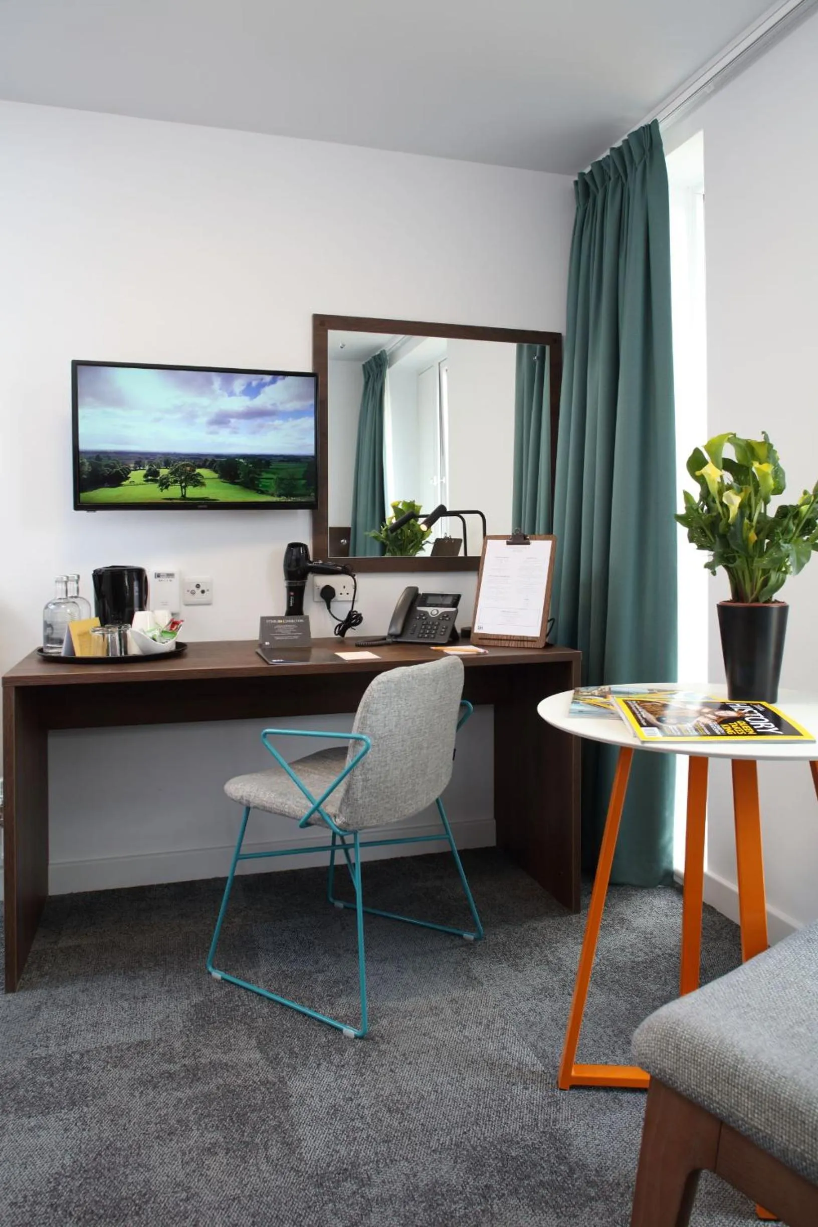 Bedroom in Sunley Hotel