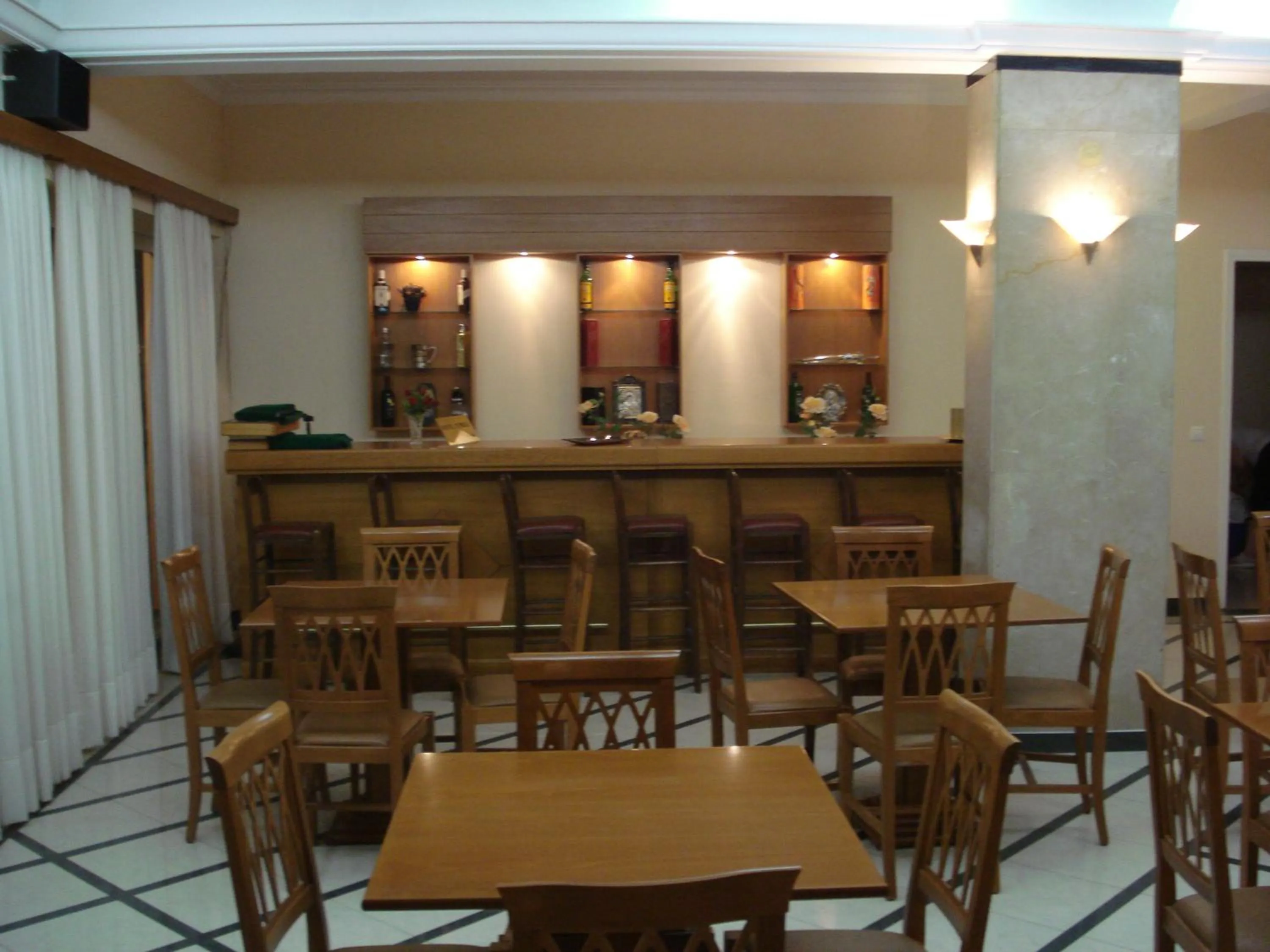 Restaurant/places to eat in Hotel Cybele Pefki