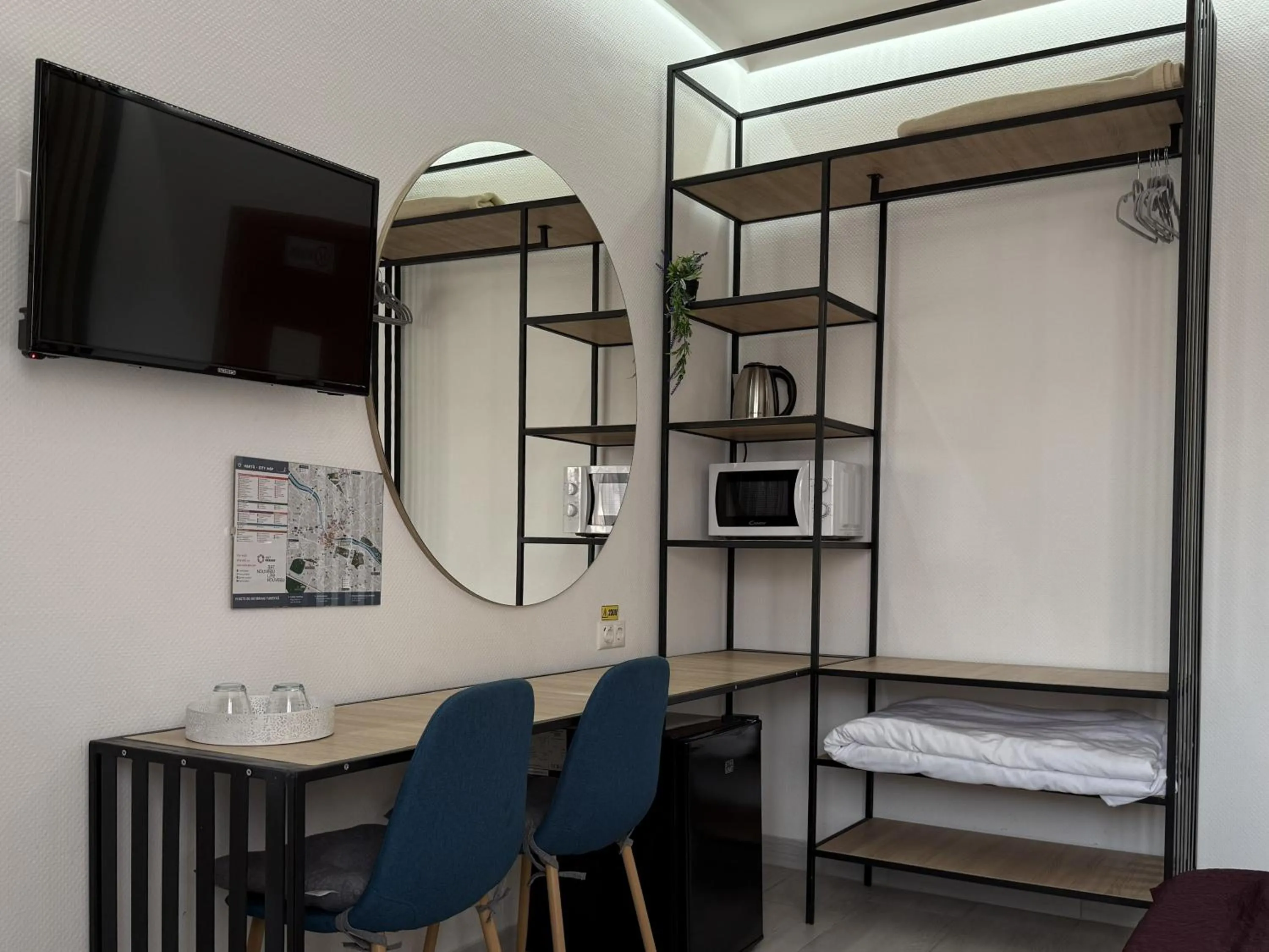 Bed in Pension Recidency