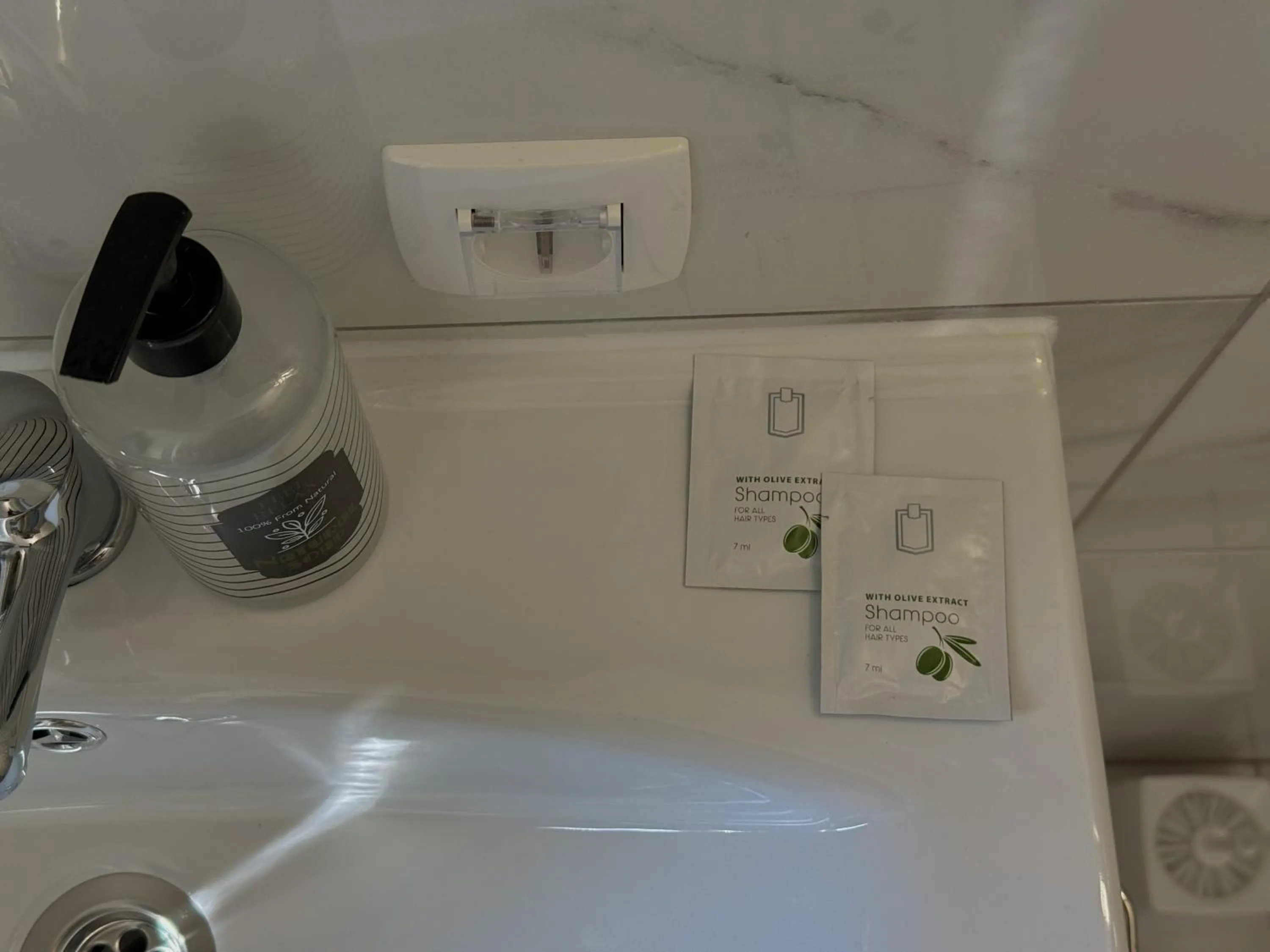 Shower in Pension Recidency