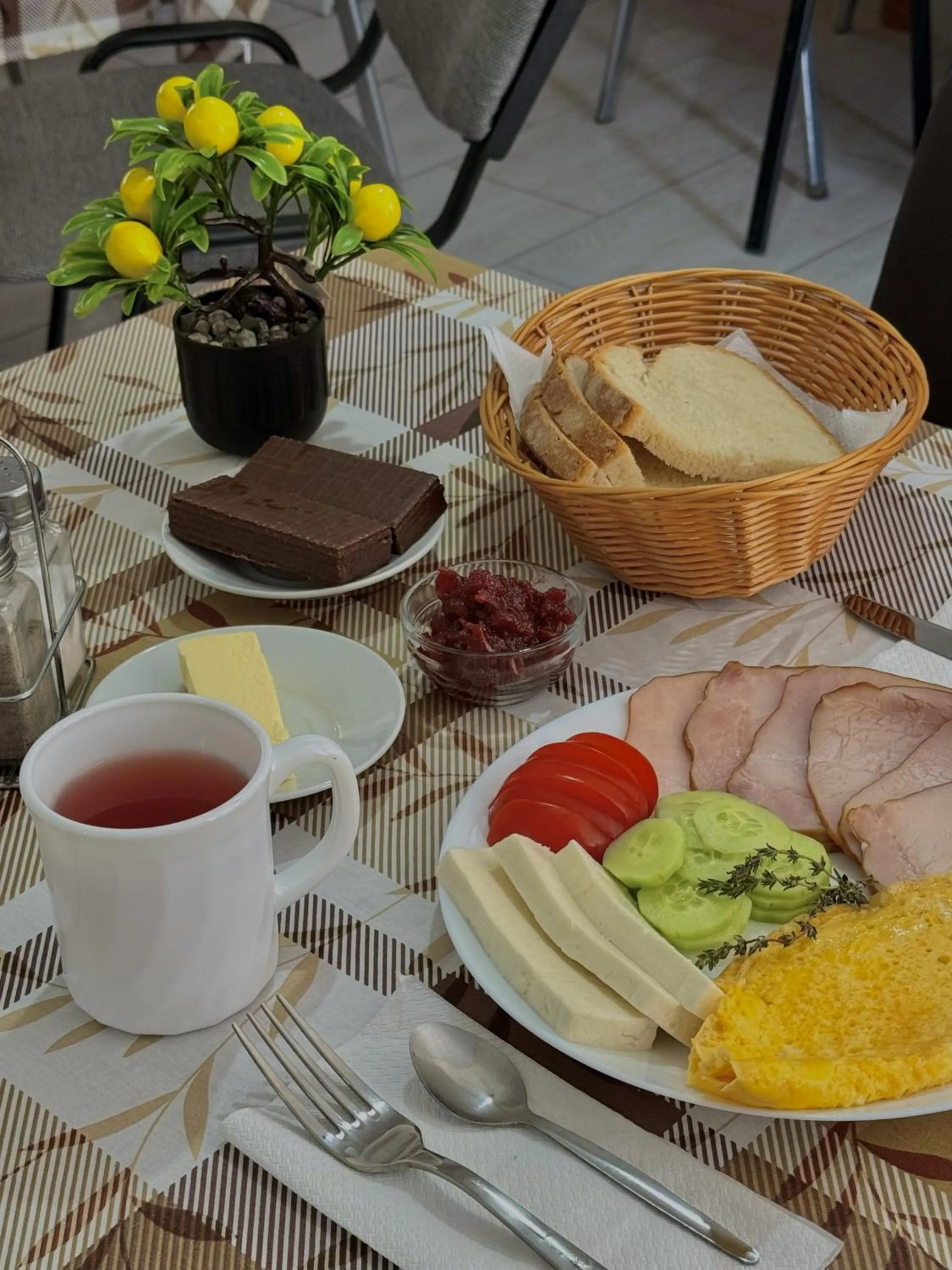 Breakfast in Pension Recidency