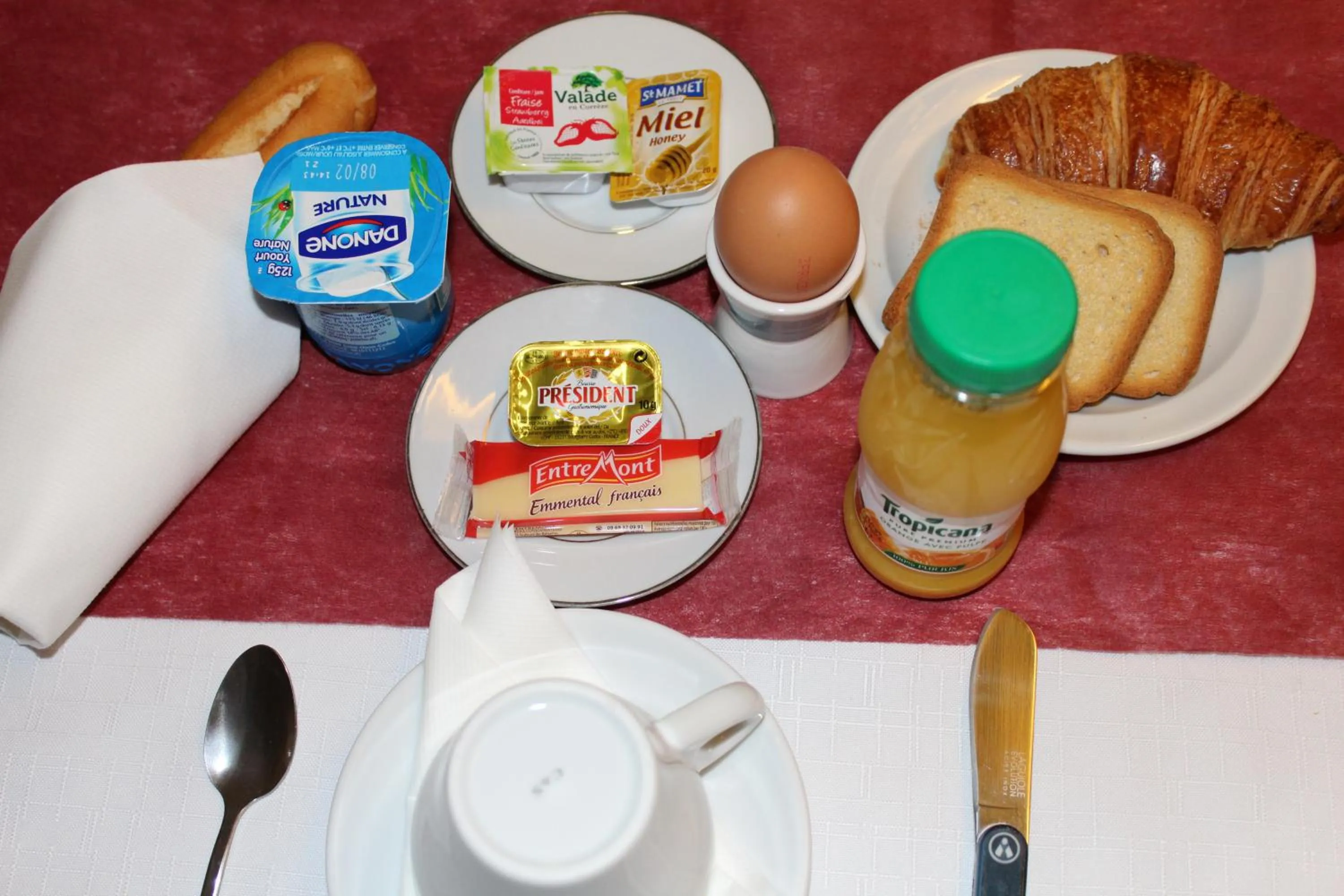 Other in Le Nouvel Hôtel du Théâtre