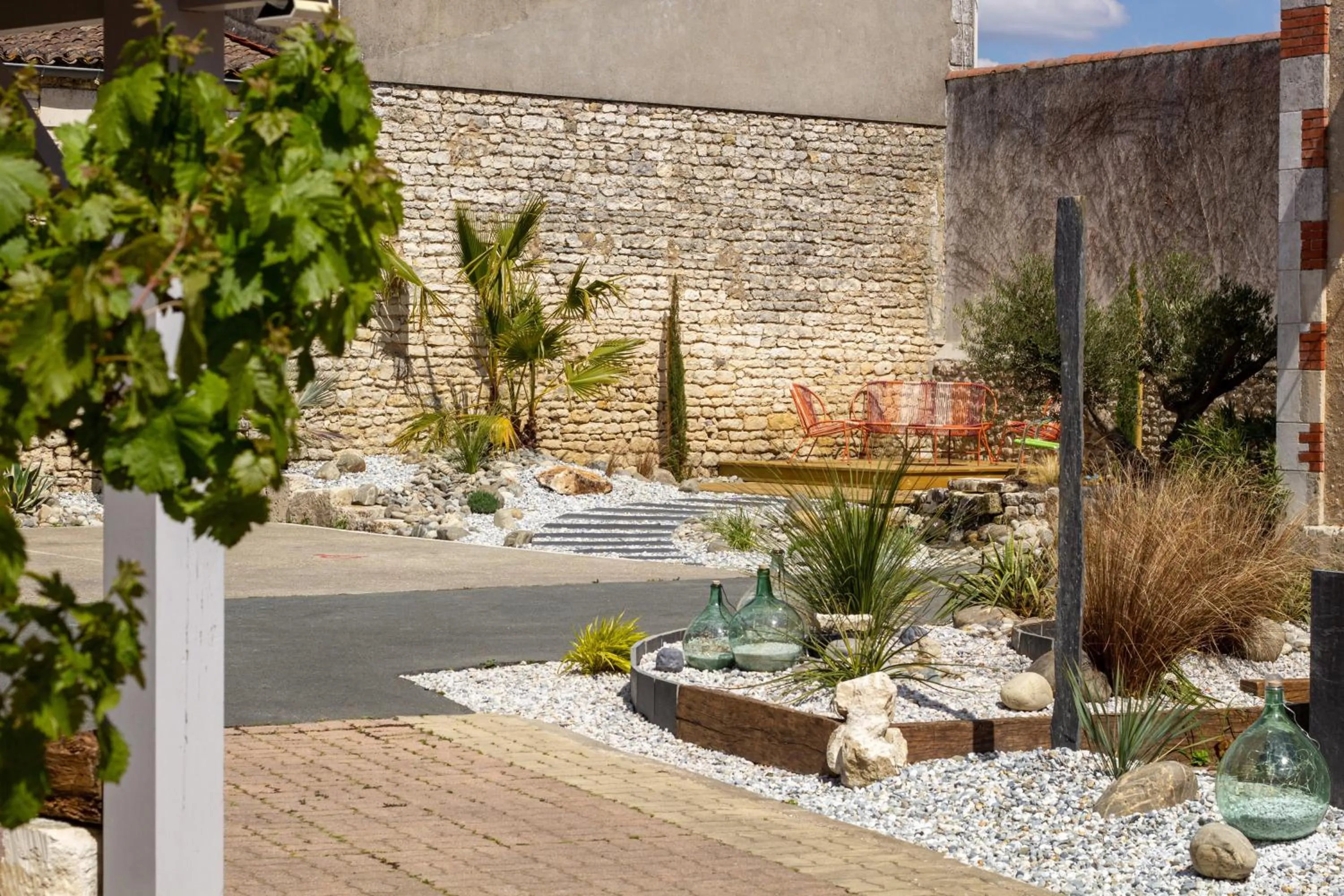 Balcony/Terrace in CIT'HOTEL Le Commerce