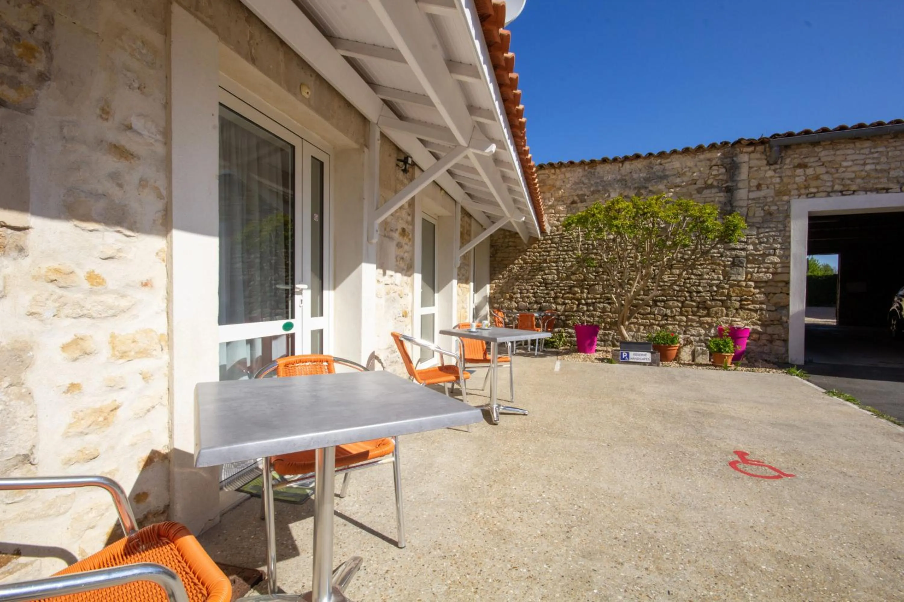 Balcony/Terrace in CIT'HOTEL Le Commerce