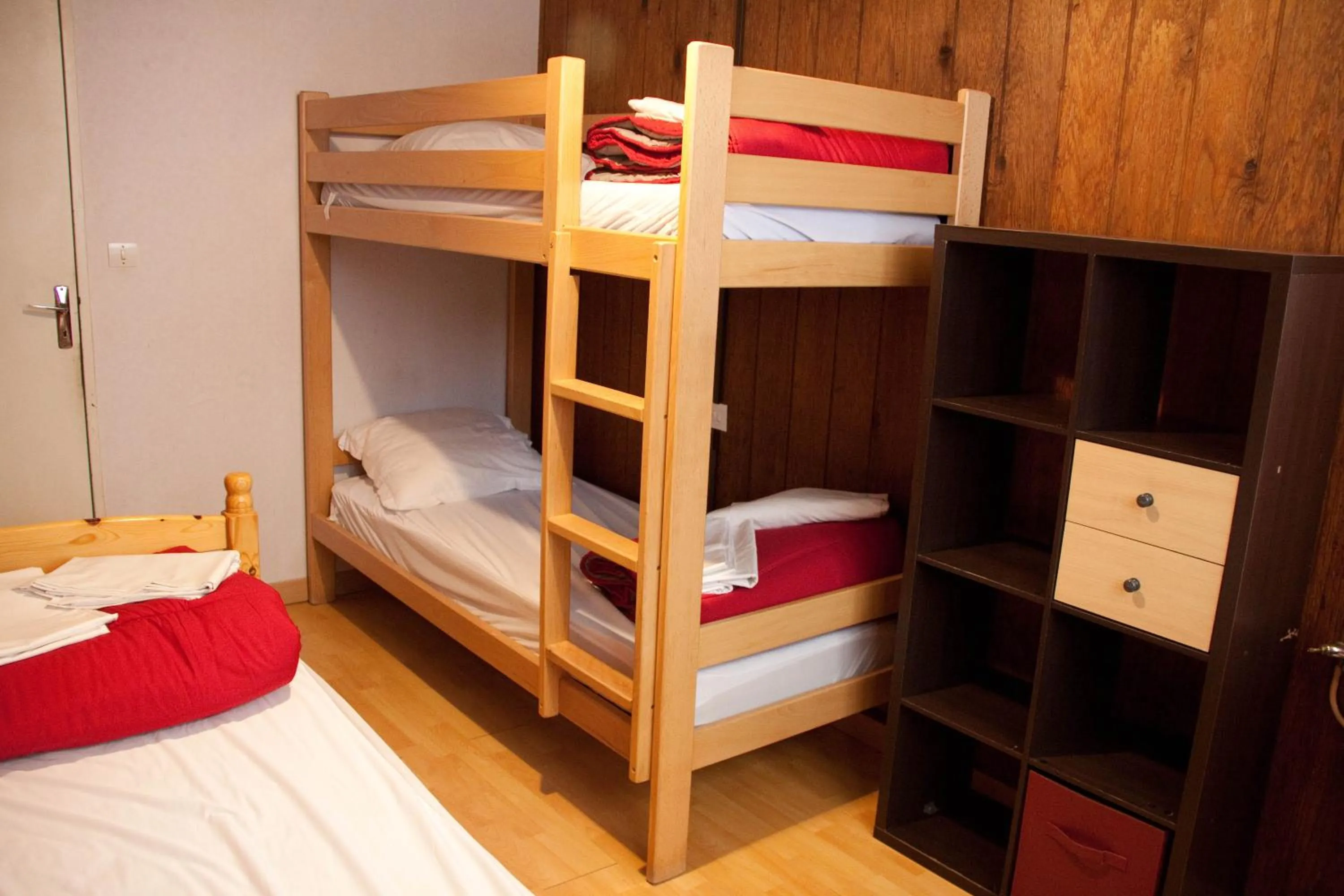 bunk bed, Bed in Hébergement Artense