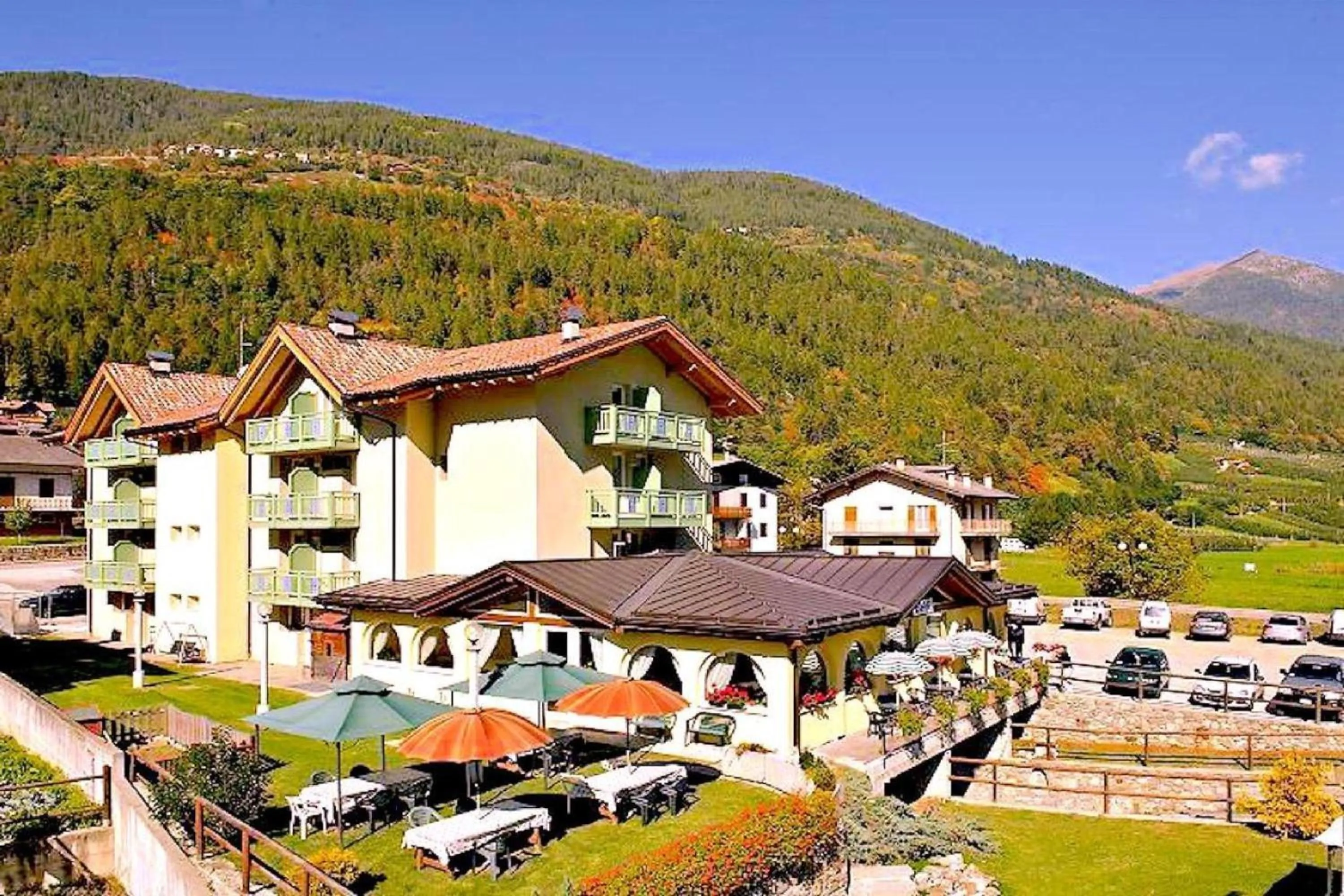 Property building in Hotel Garnì Maria
