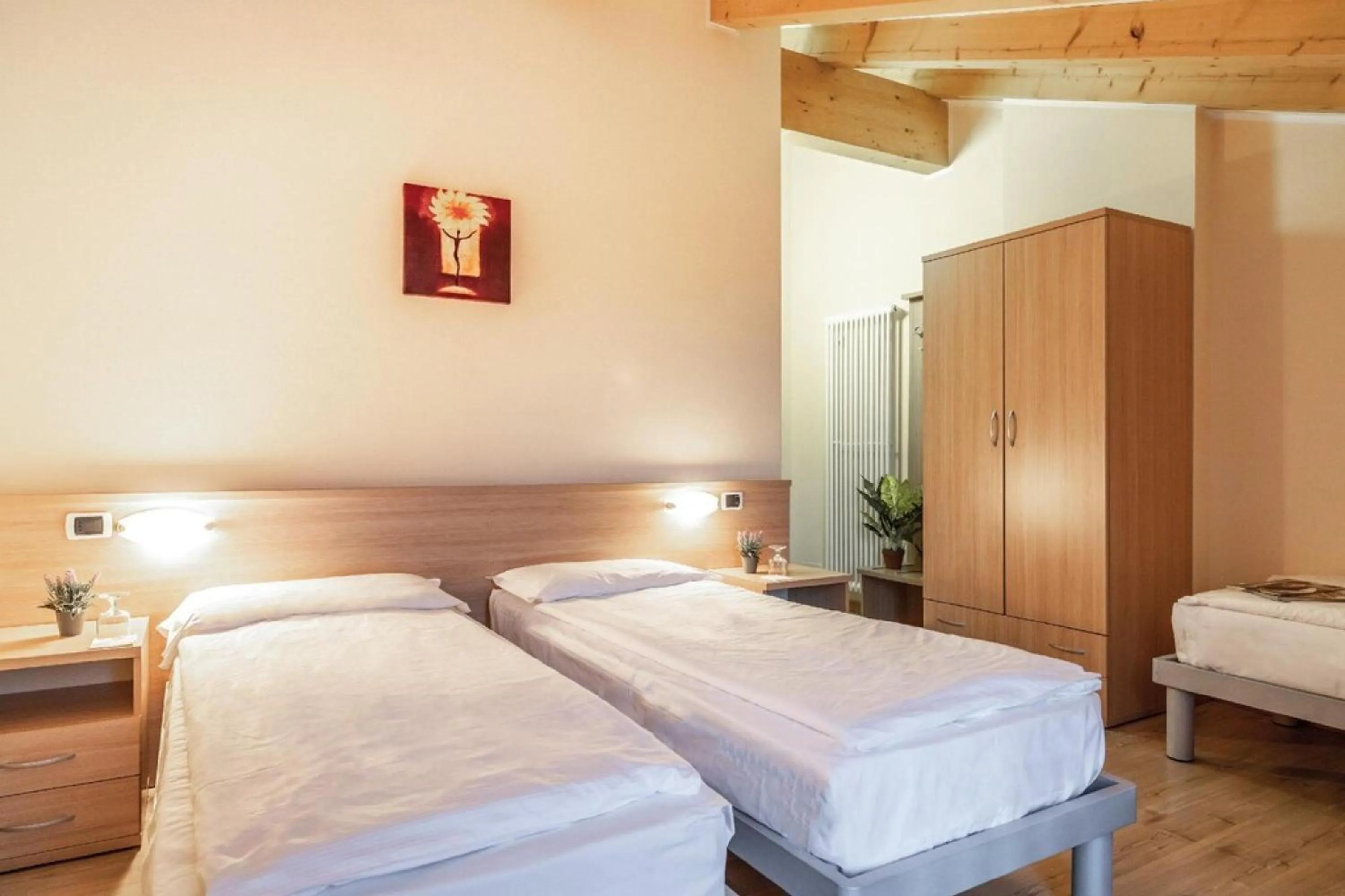 Bedroom, Bed in Hotel Garnì Maria