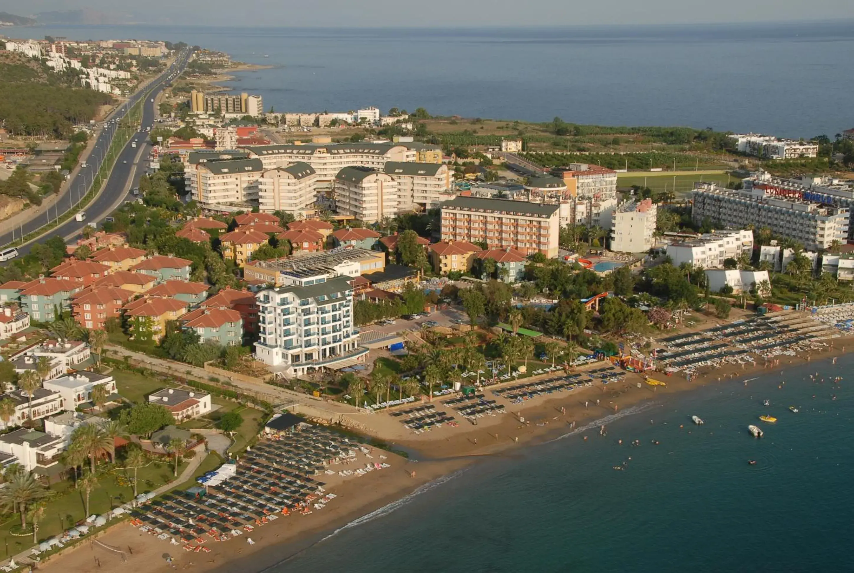 Property building in Venessa Beach Hotel Property building in Venessa Beach Hotel
