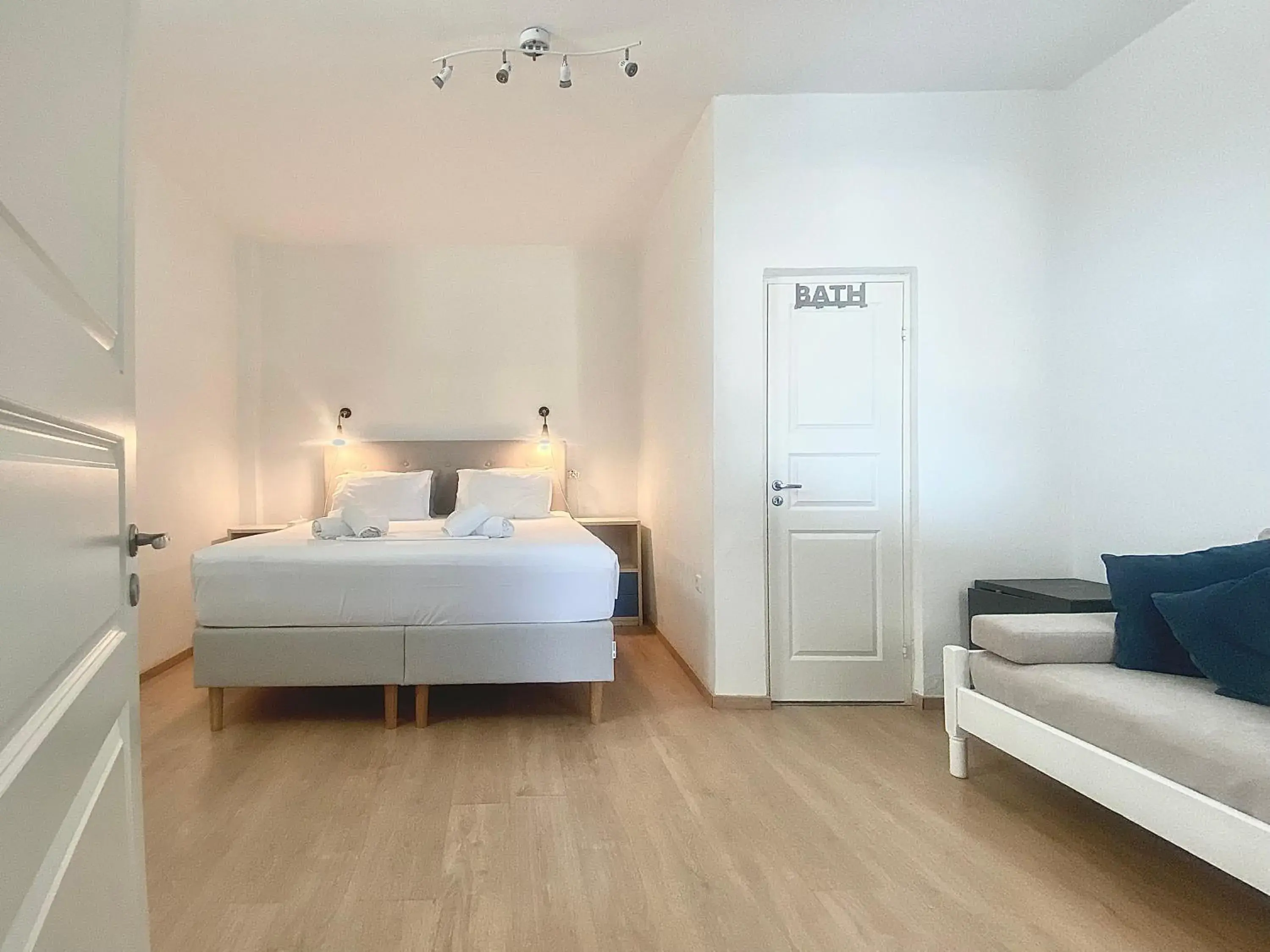 Family Apartment with Partial Sea View in Blue Dolphin Studios and Apartment Family Apartment with Partial Sea View in Blue Dolphin Studios and Apartment